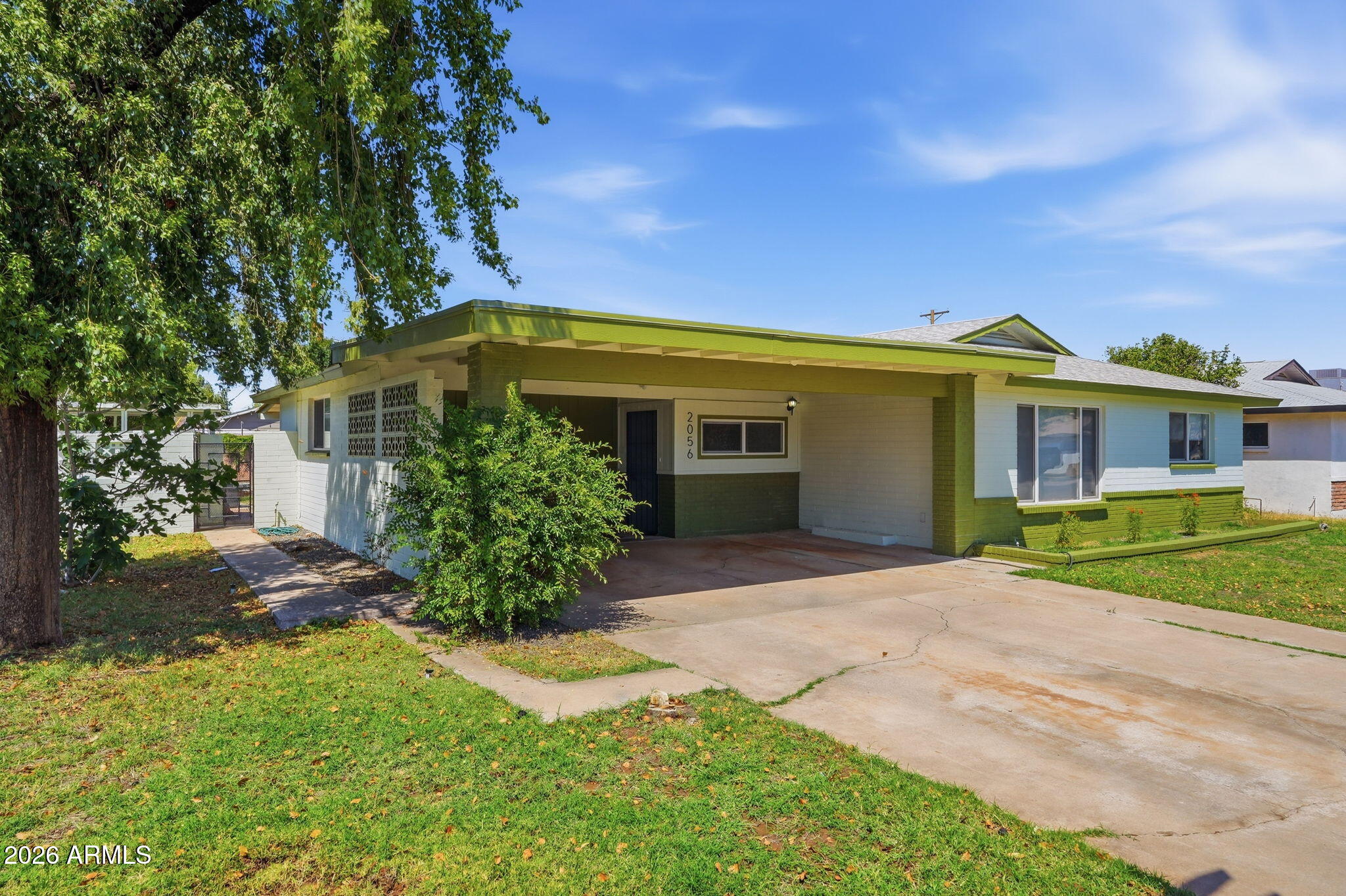 2056 W Marlette Avenue