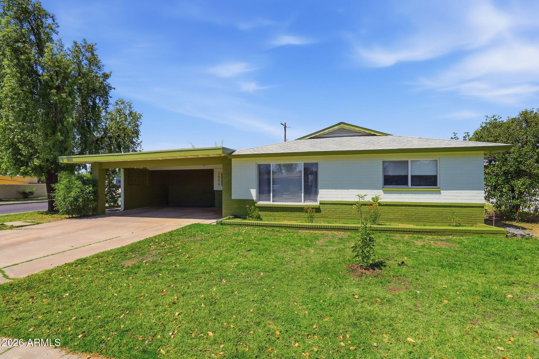 2056 W Marlette Avenue