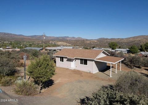 A home in Mayer