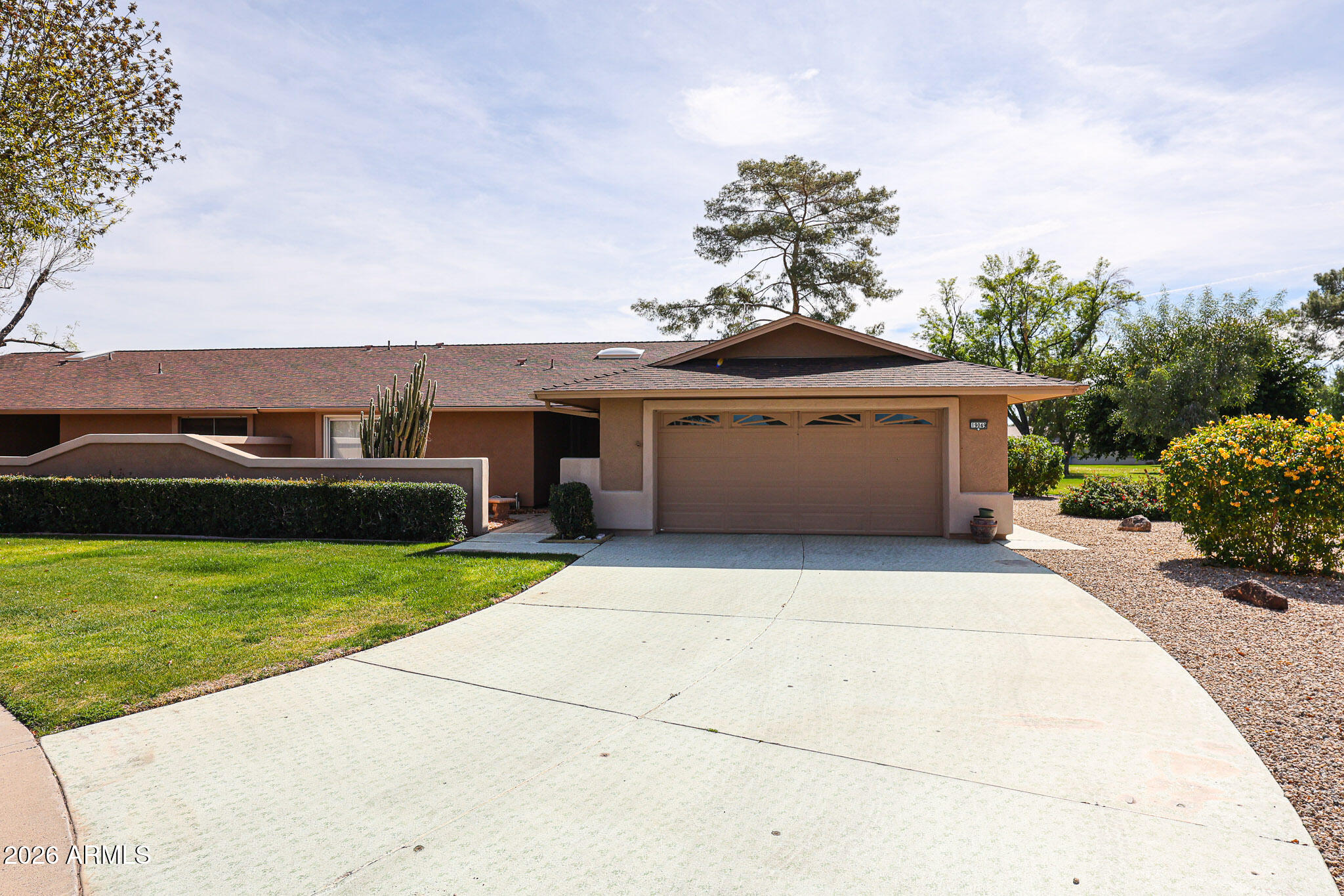 19049 N LAKEFOREST Drive