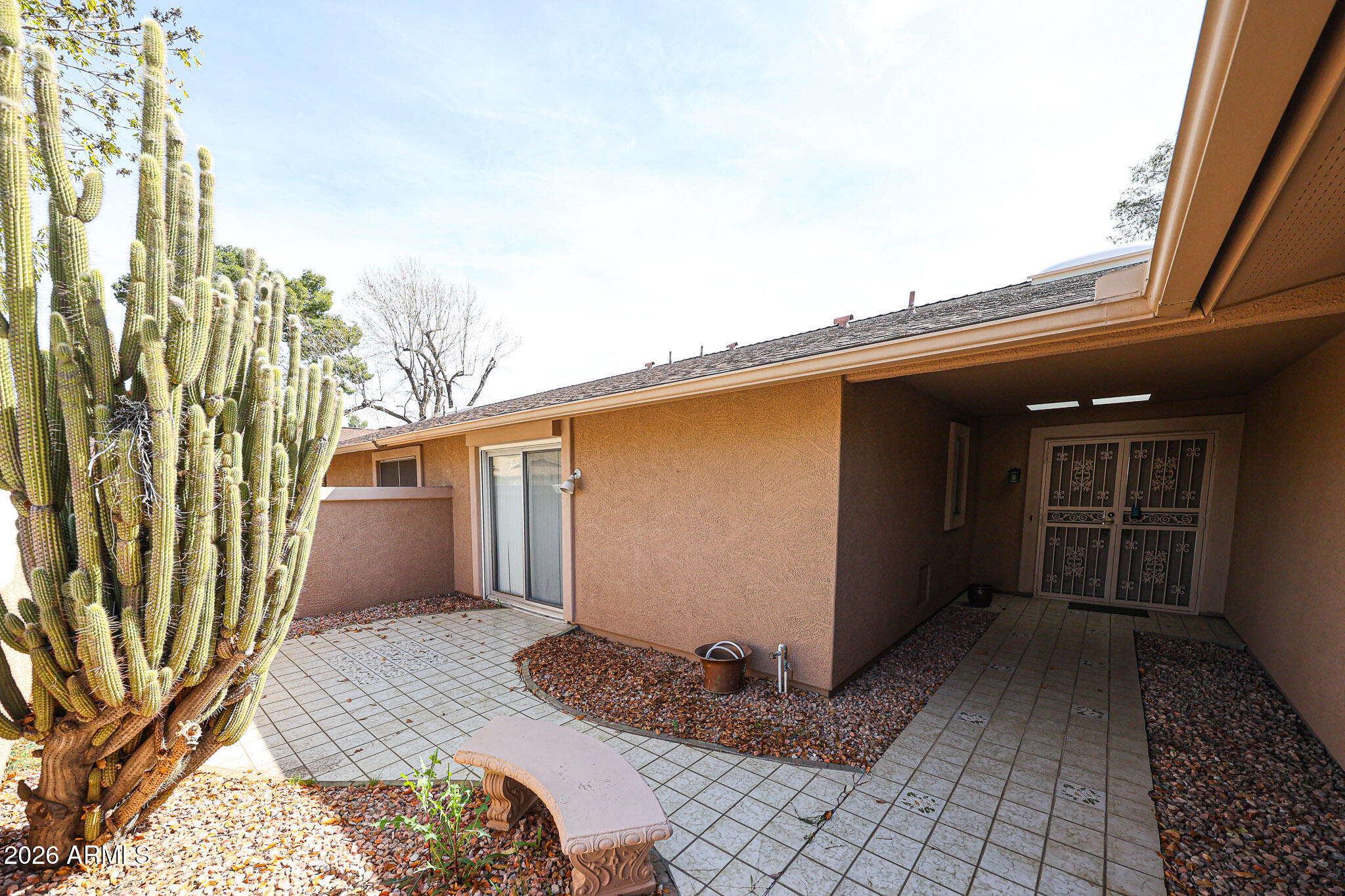 19049 N LAKEFOREST Drive