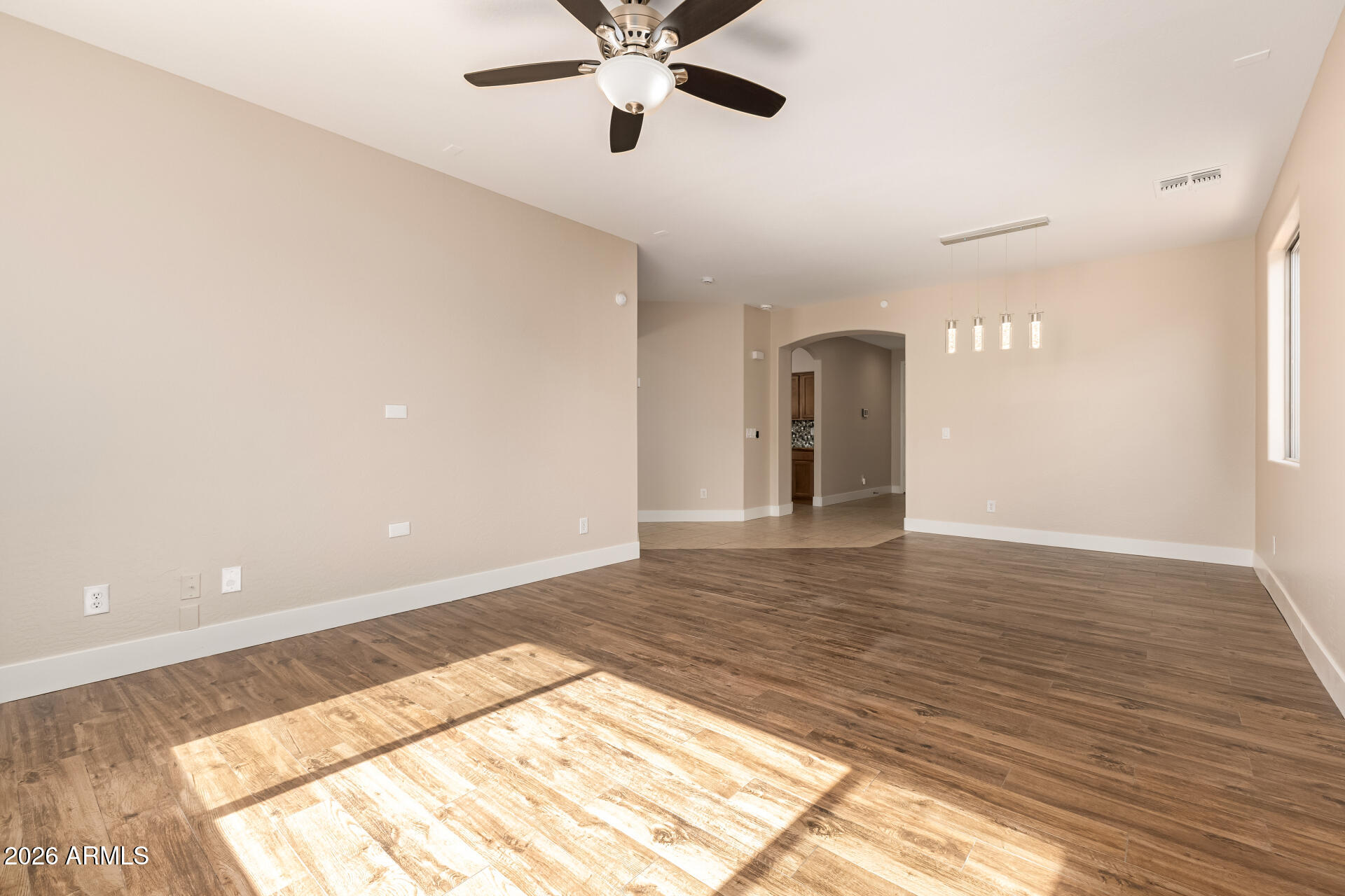 10625 E Knowles Avenue