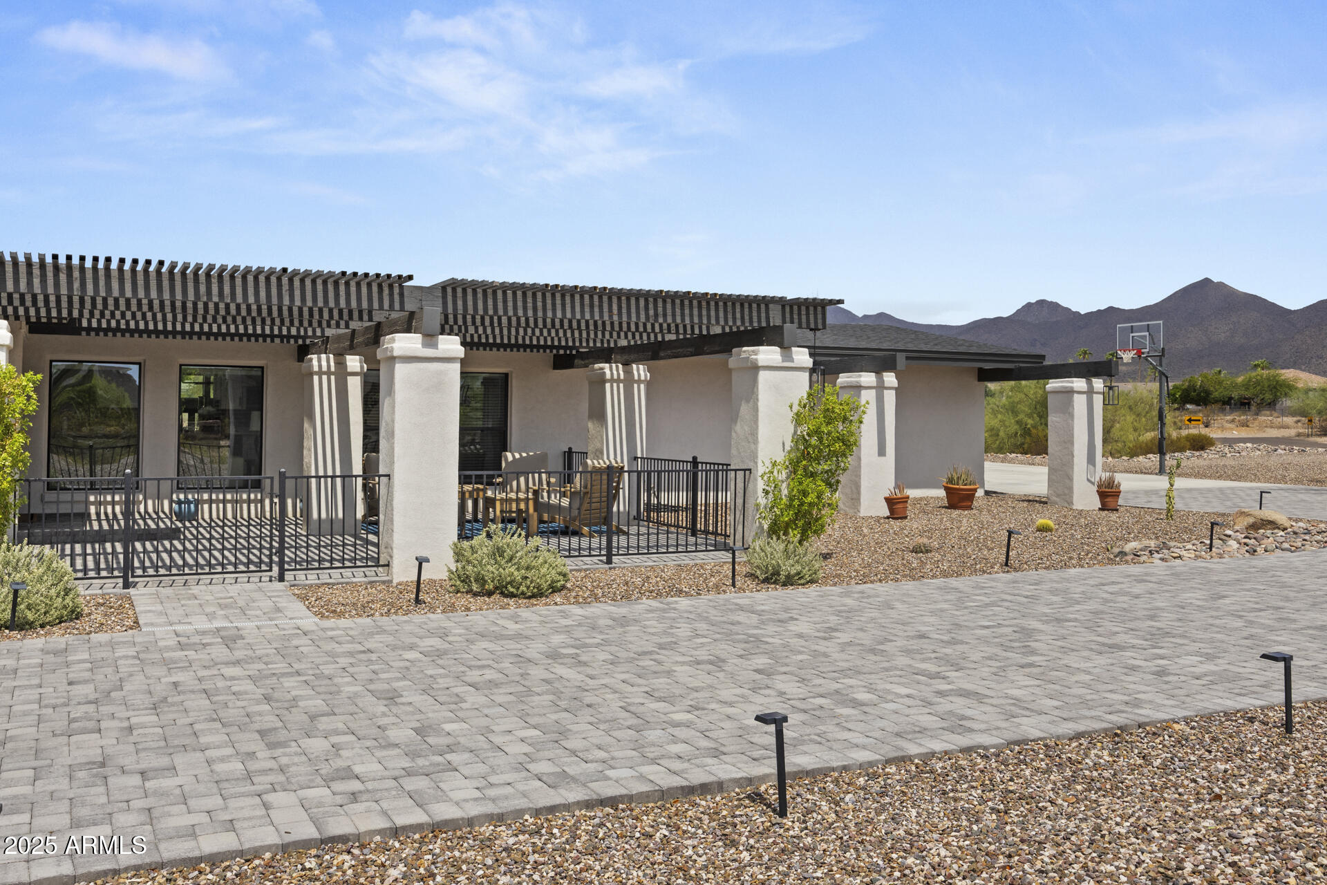 12524 E Saddlehorn Trail