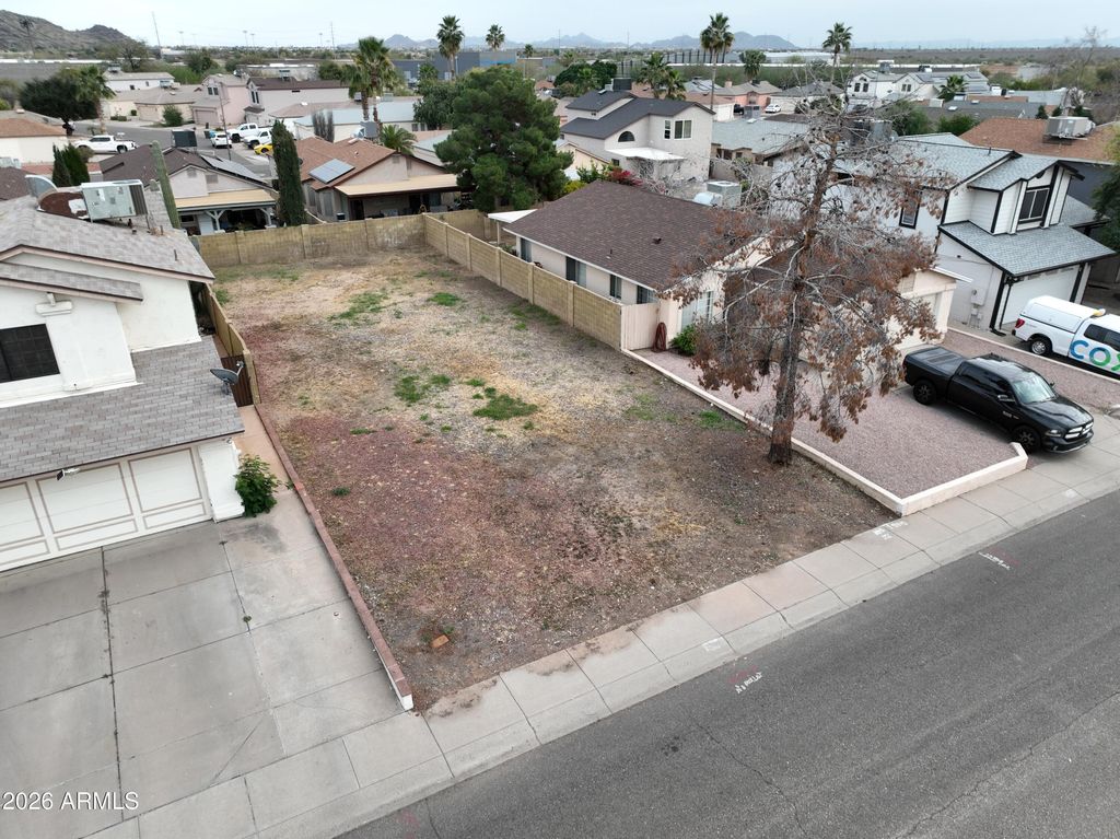 Photo of 23809 N 38th Avenue #14, Glendale, AZ 85310 (MLS # 6980451)