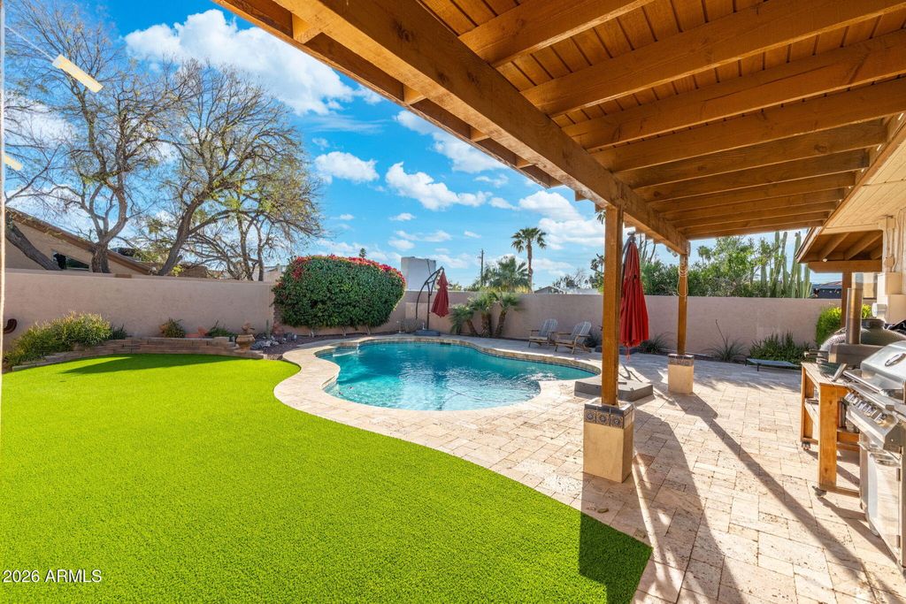 Photo of 2011 E Loma Vista Drive, Tempe, AZ 85282 (MLS # 7001066)