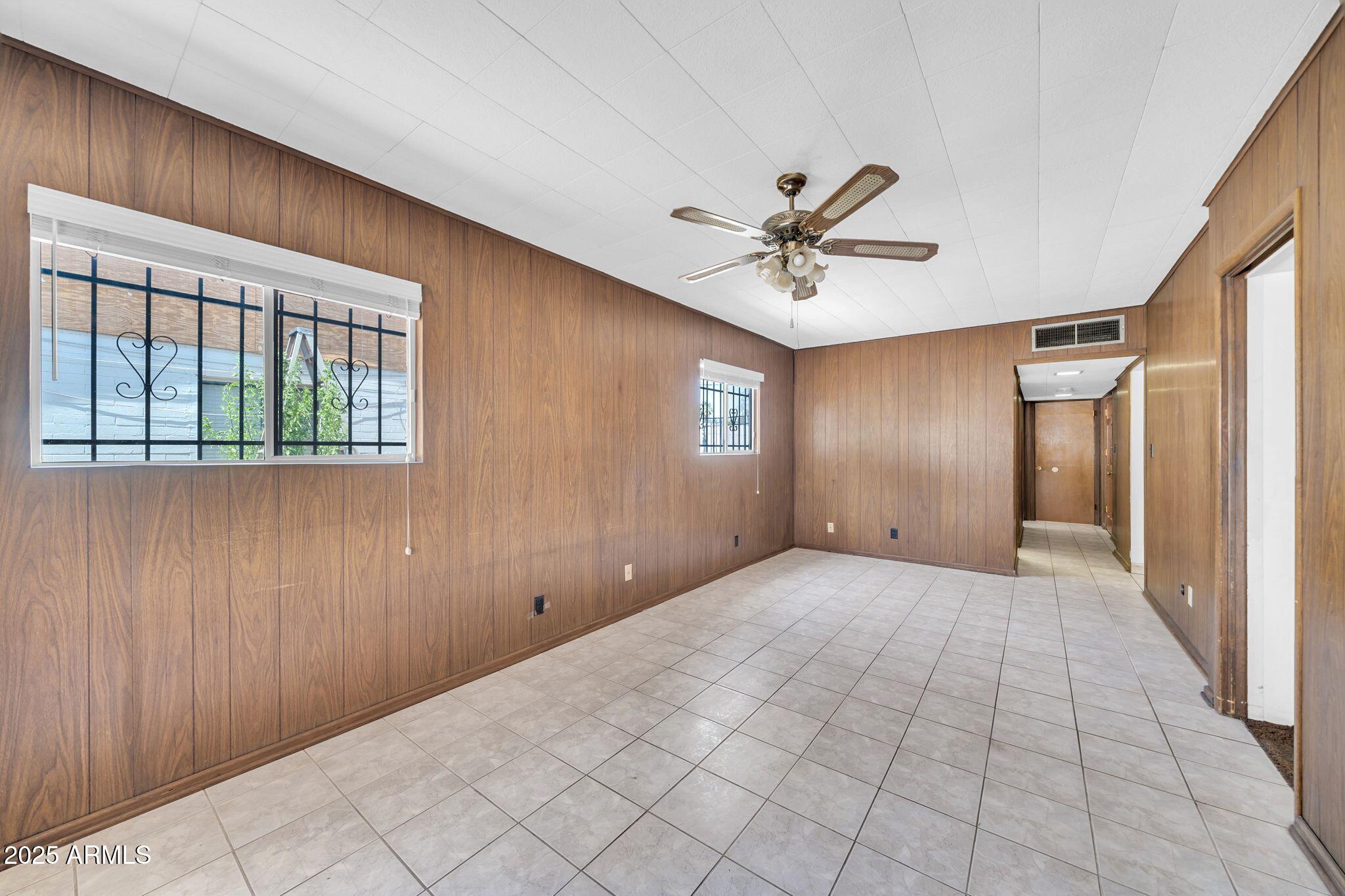 Homes 4 1821 N 21ST Street