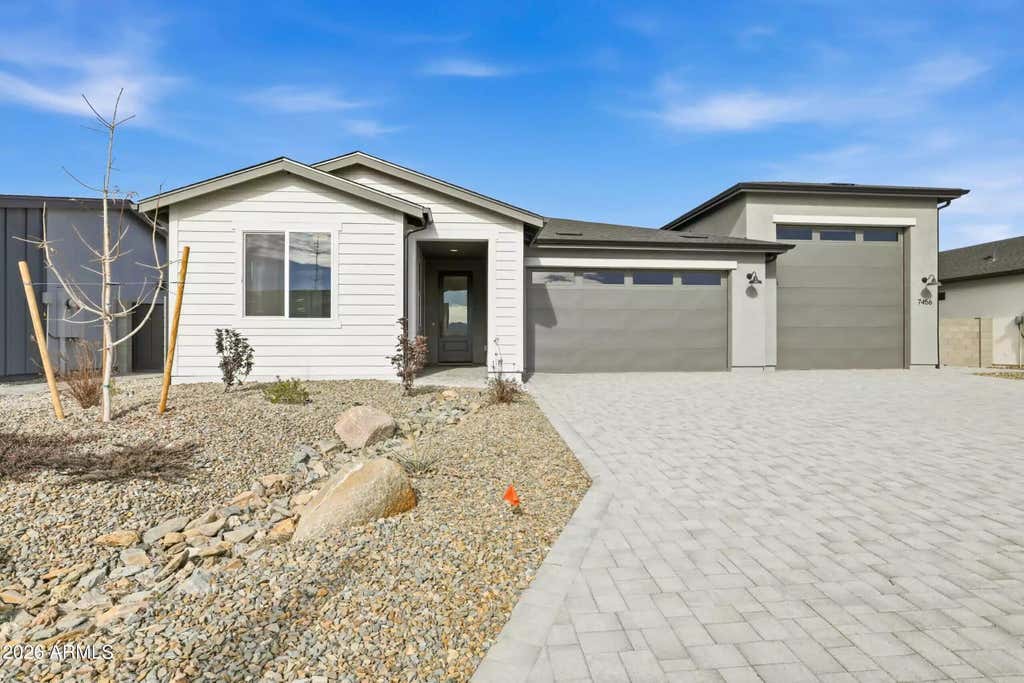 Photo of 7456 E Louie Lane, Prescott Valley, AZ 86315 (MLS # 7056094)
