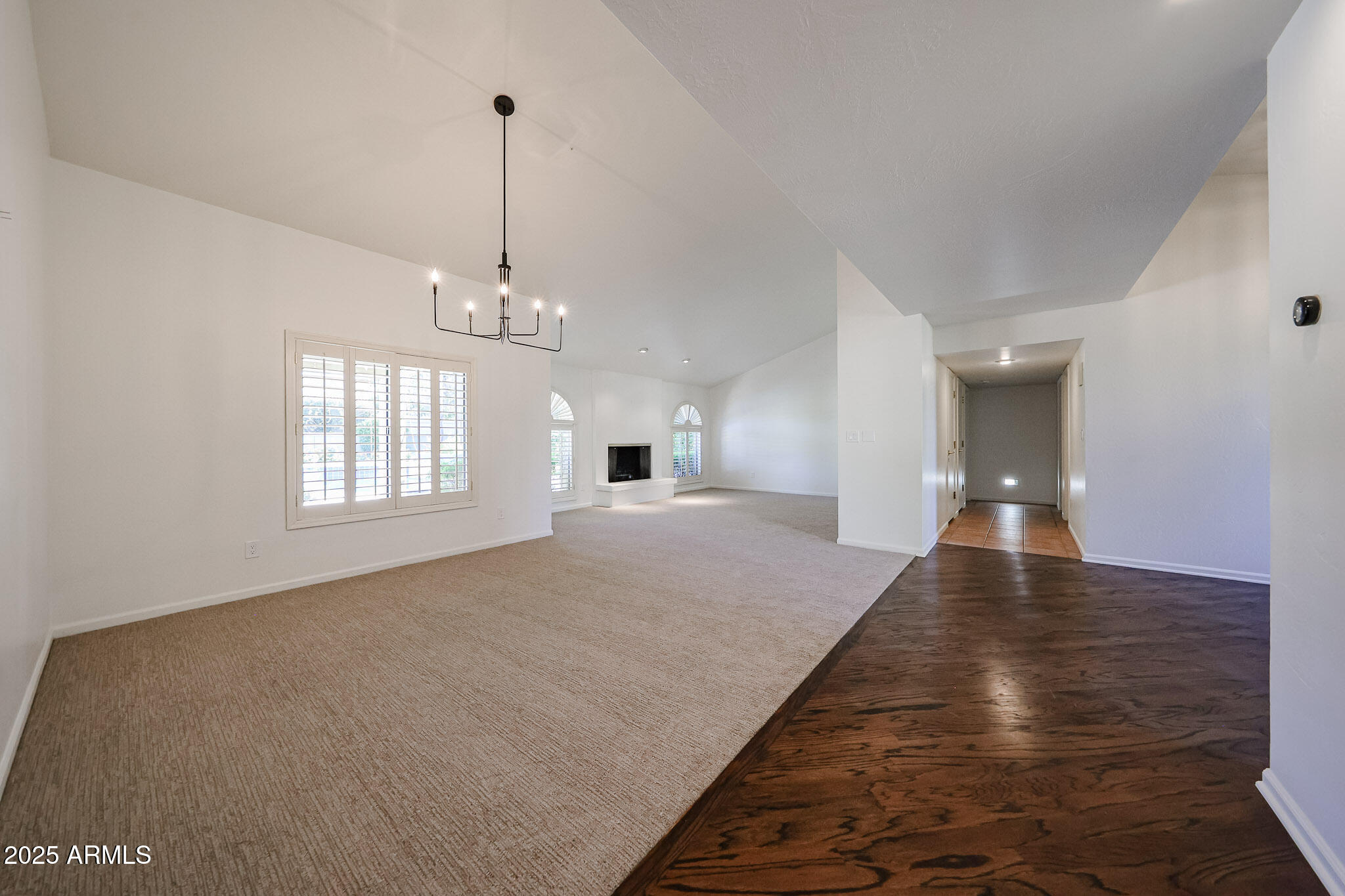 8308 E VISTA DE VALLE --