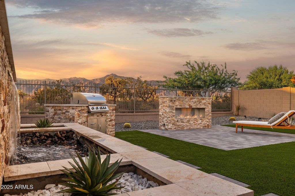 Photo of 11738 E Chevelon Trail, Gold Canyon, AZ 85118 (MLS # 6923212)