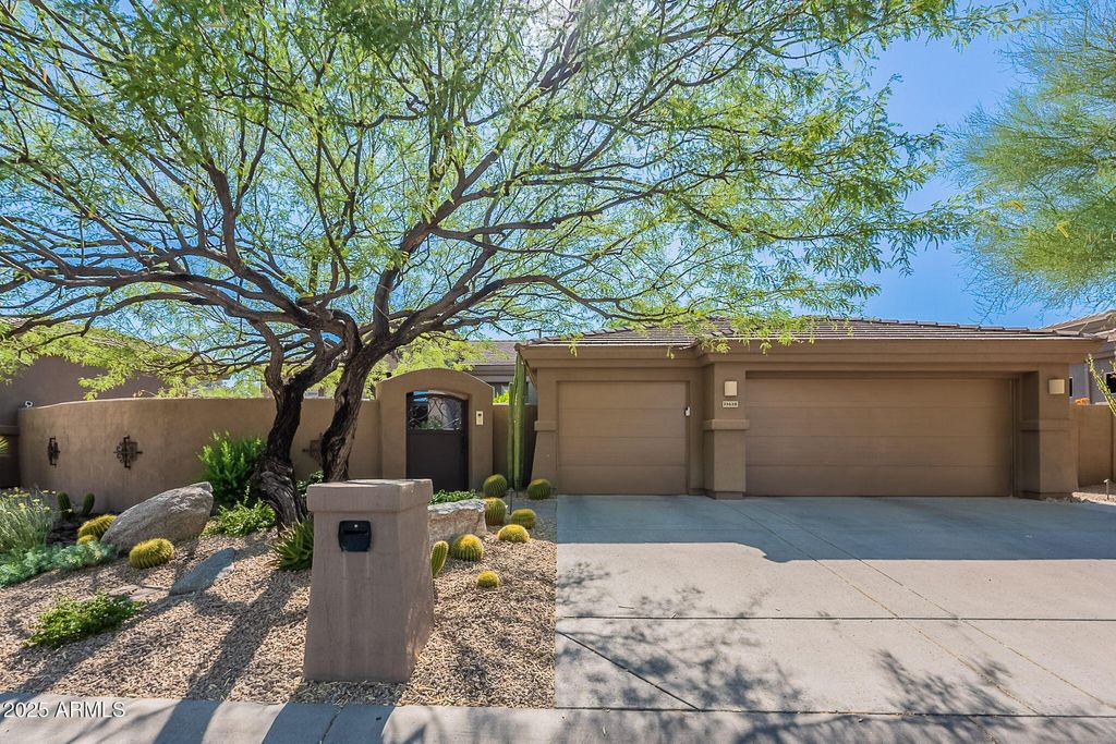 Photo of 33628 N 79th Way, Scottsdale, AZ 85262 (MLS # 6891201)