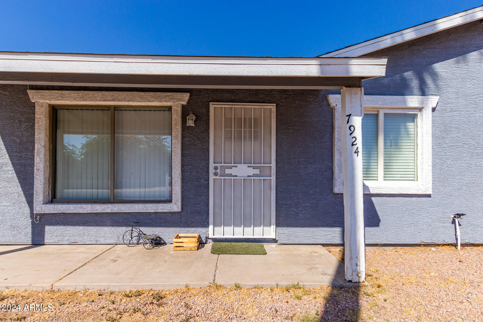 7924 W HIGHLAND Avenue