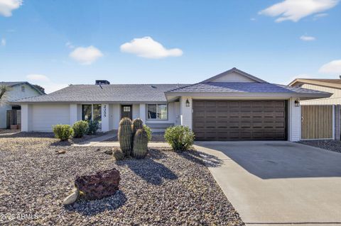 2355 W WALTANN Lane Phoenix AZ 85023