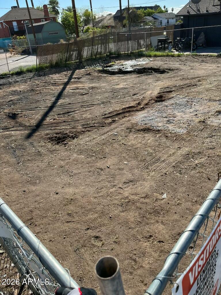 909 N 10TH Street 26