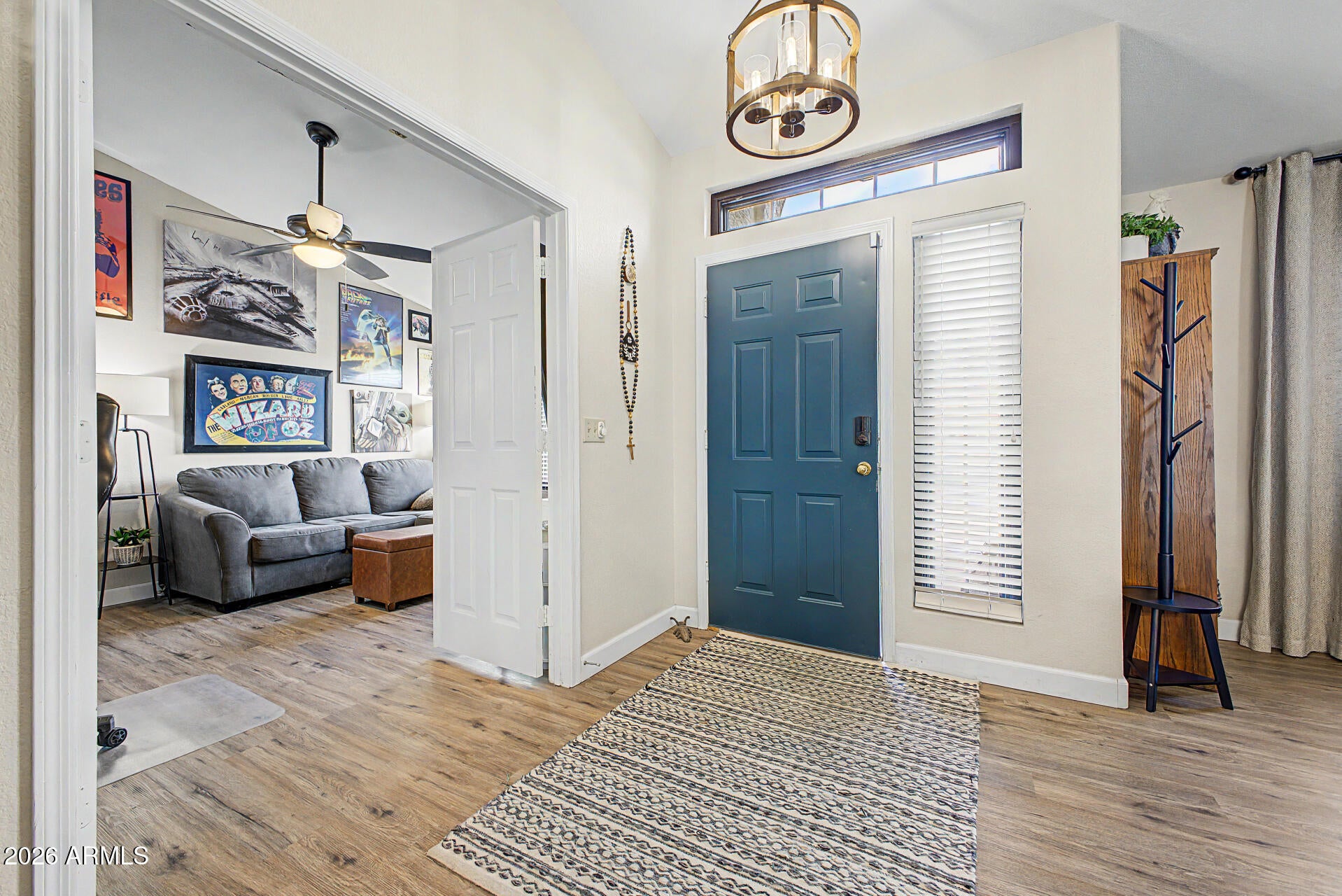 2833 E HERMOSA VISTA Drive