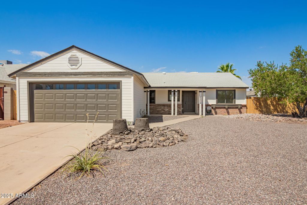 Photo of 4804 W Gail Drive, Chandler, AZ 85226 (MLS # 6915699)