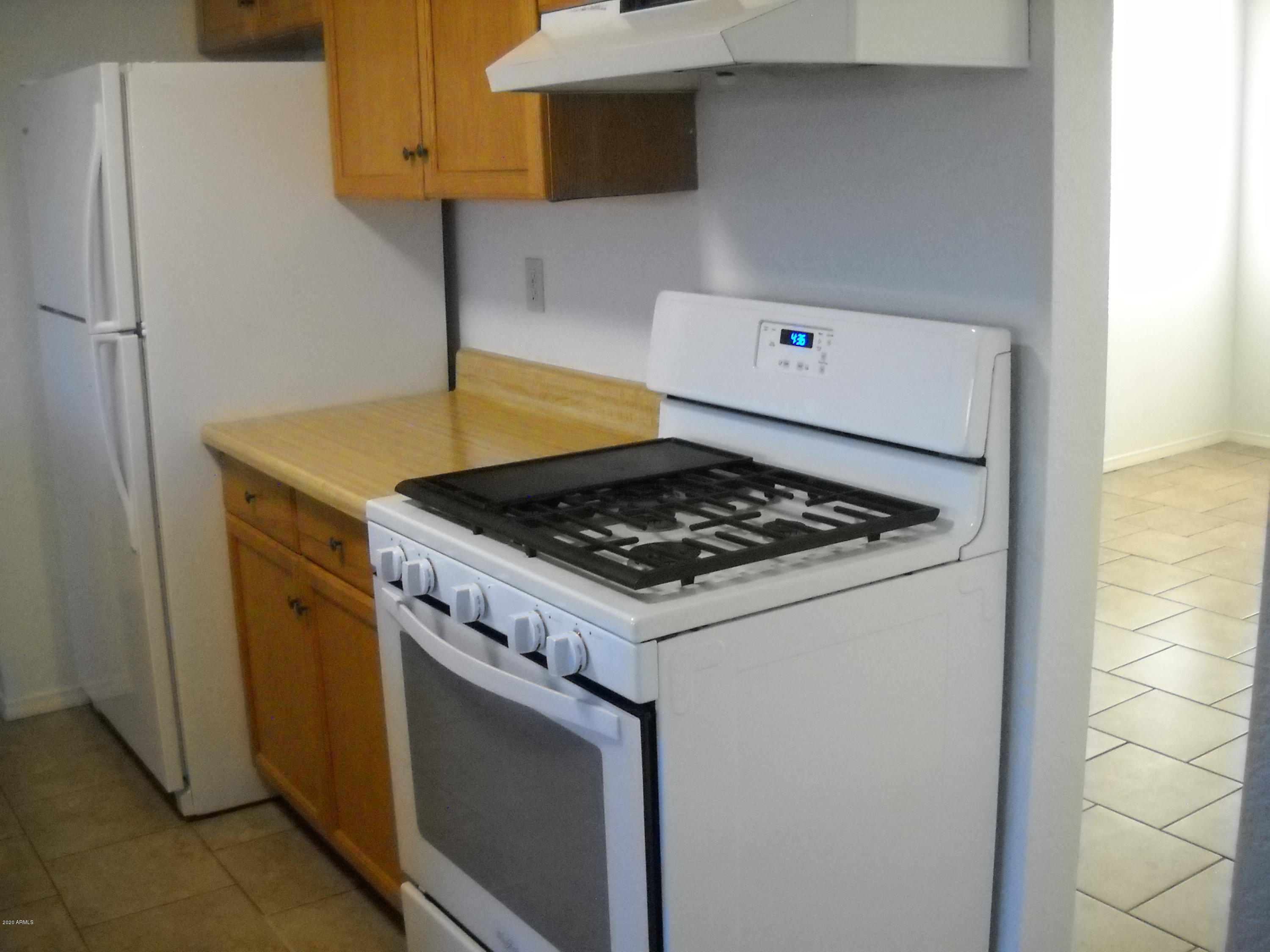 LONDON SQUARE UNIT 2 - Residential