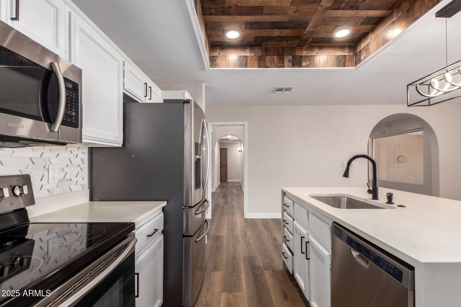 2149 S OLIVEWOOD --