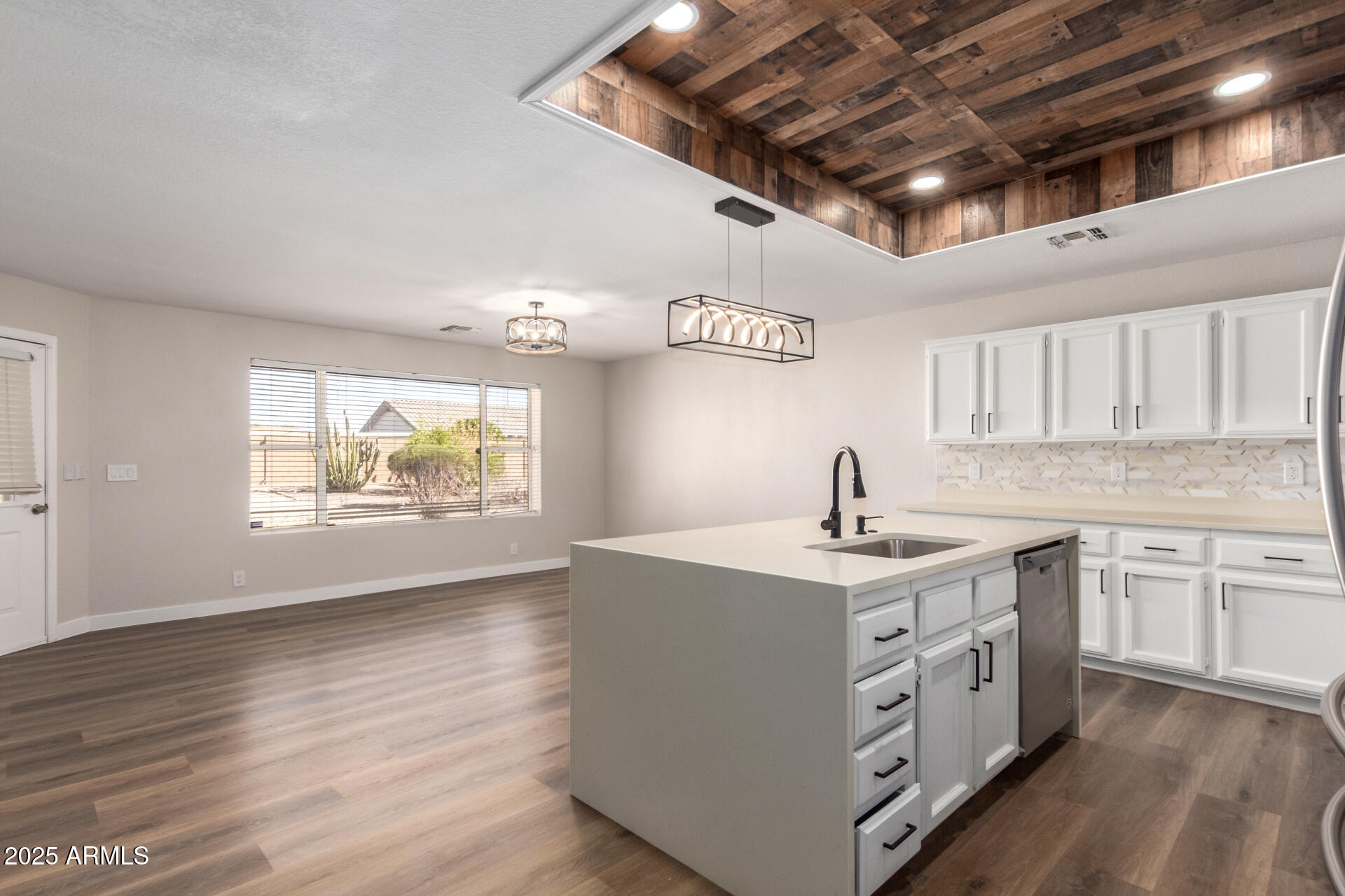 2149 S OLIVEWOOD --