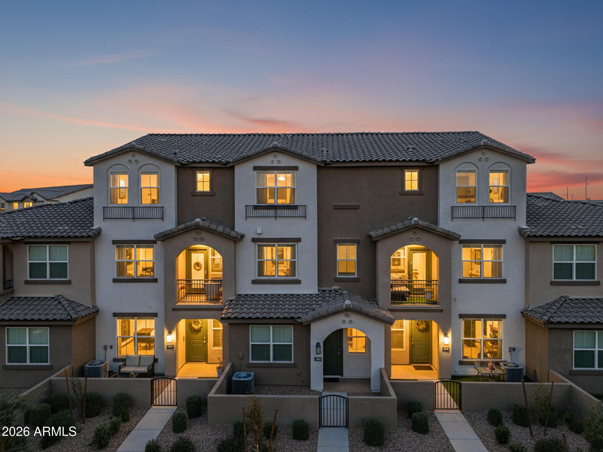 1255 N ARIZONA Avenue 1193