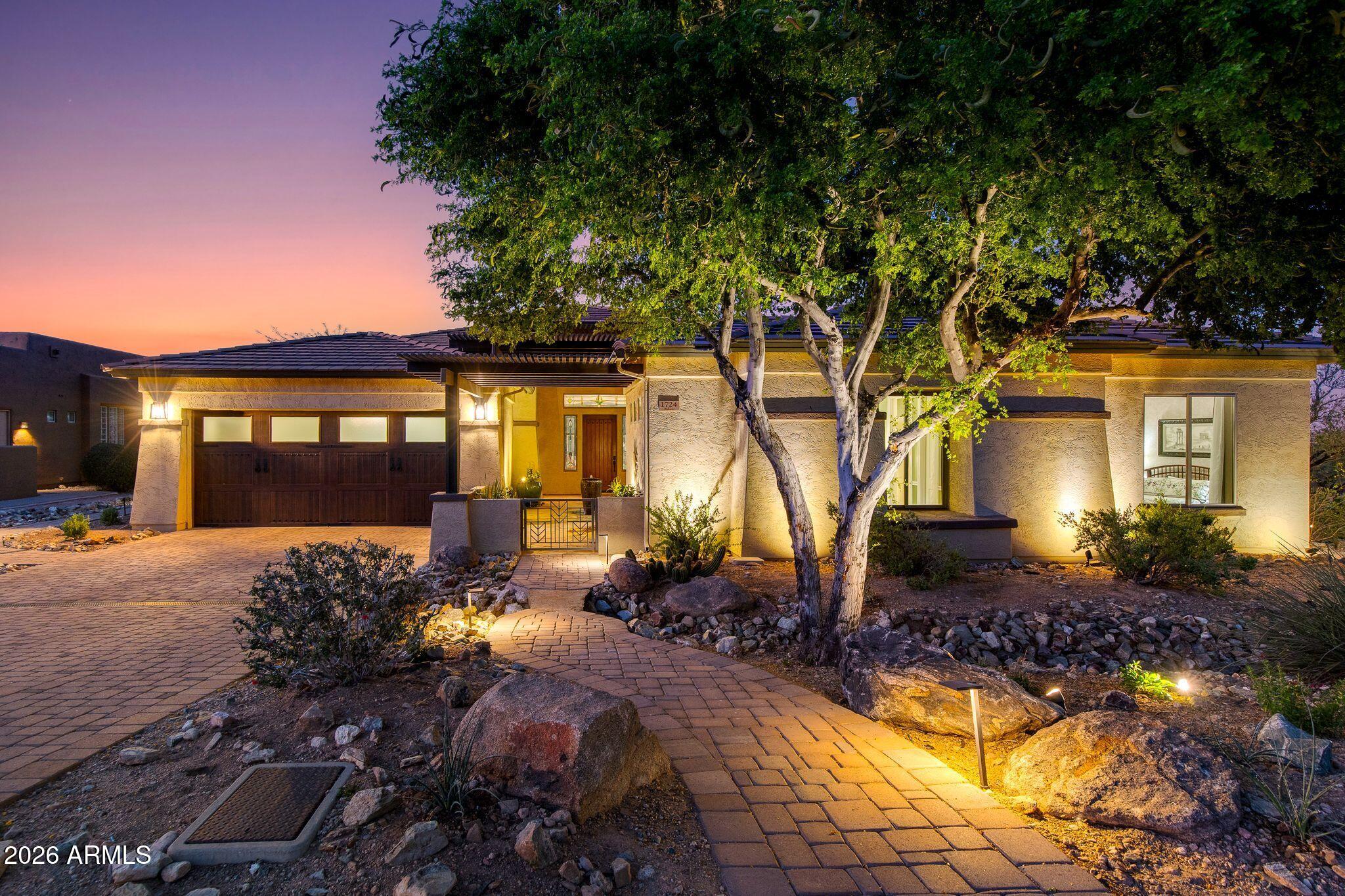 1724 W STEINWAY Drive