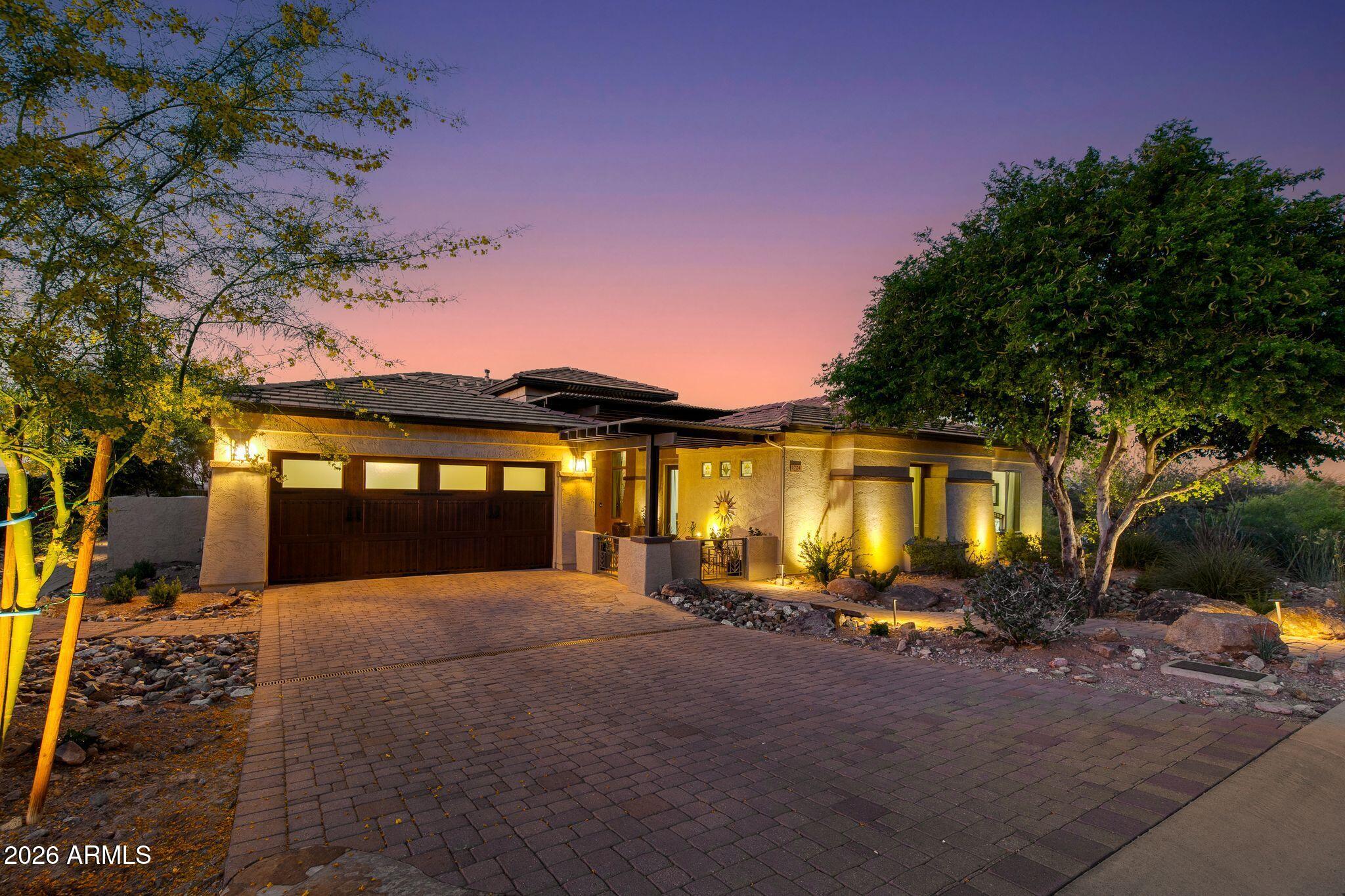 1724 W STEINWAY Drive