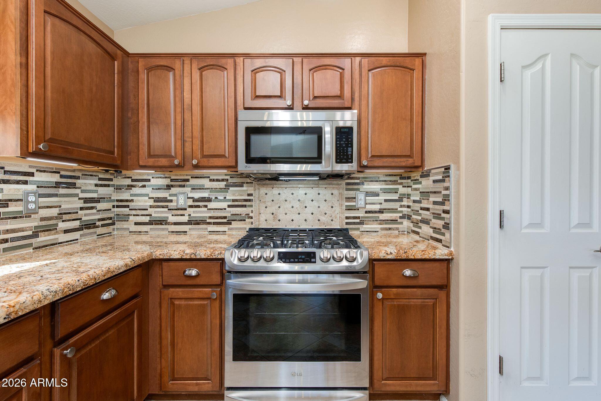 4433 W PHALEN Drive