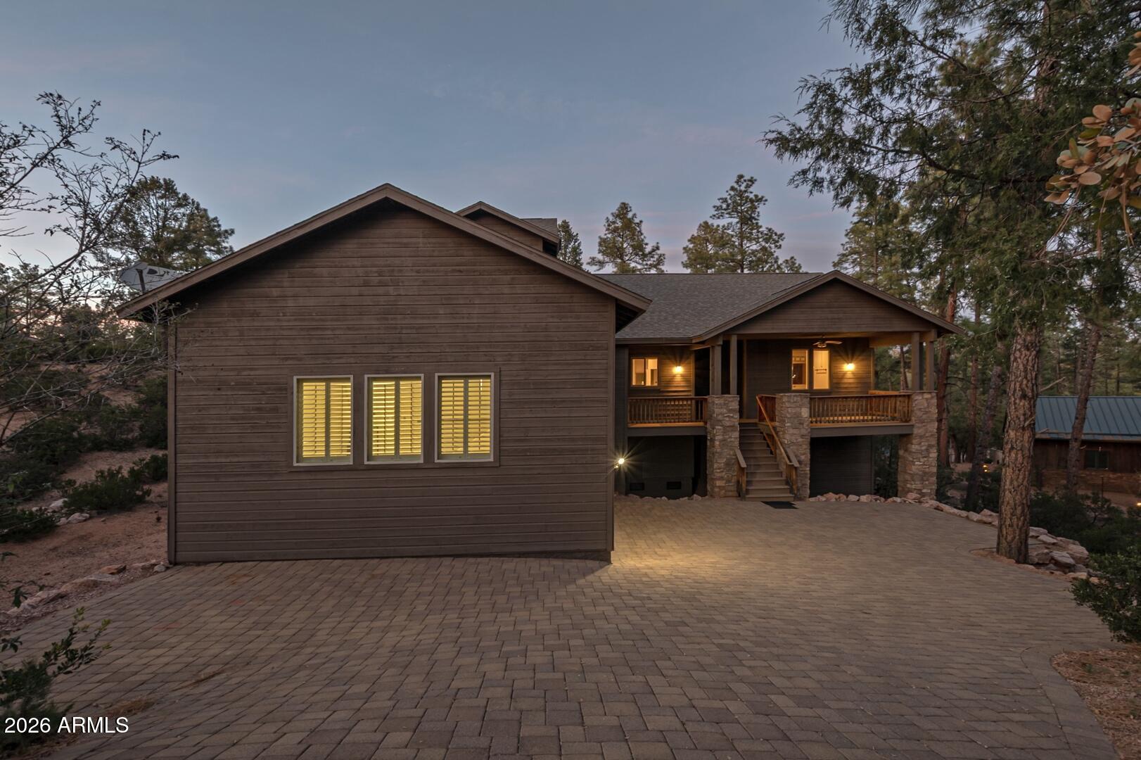 2308 E Indian Pink Circle