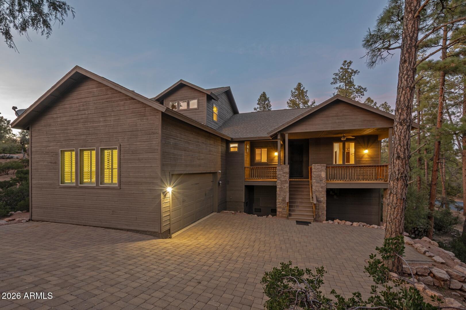 2308 E Indian Pink Circle