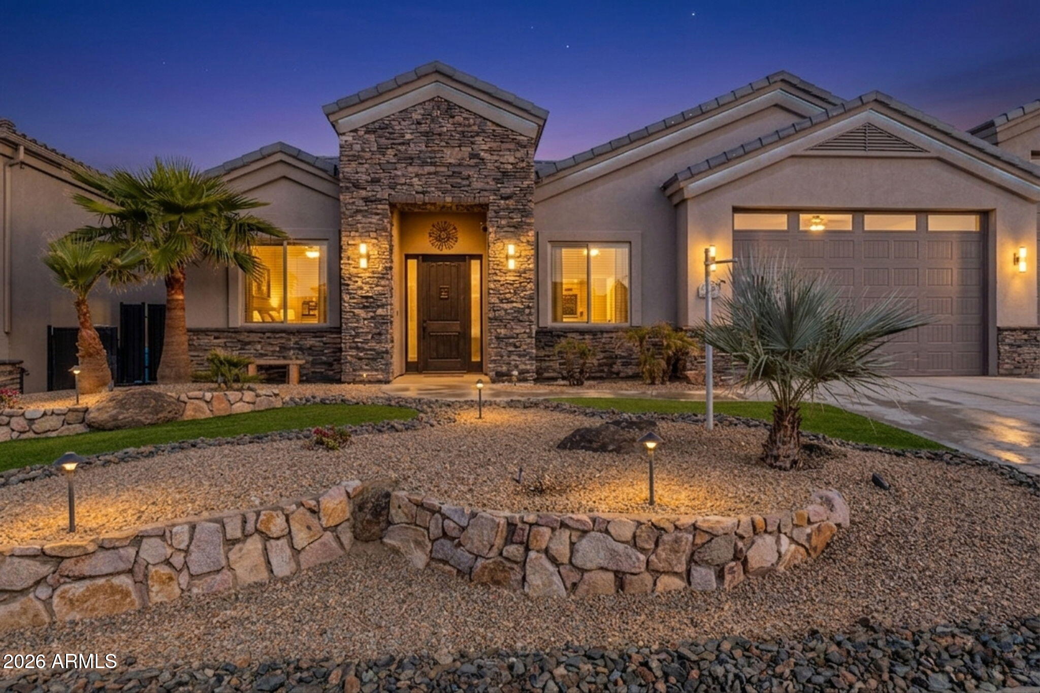 1793 E SAVANNAH Bend