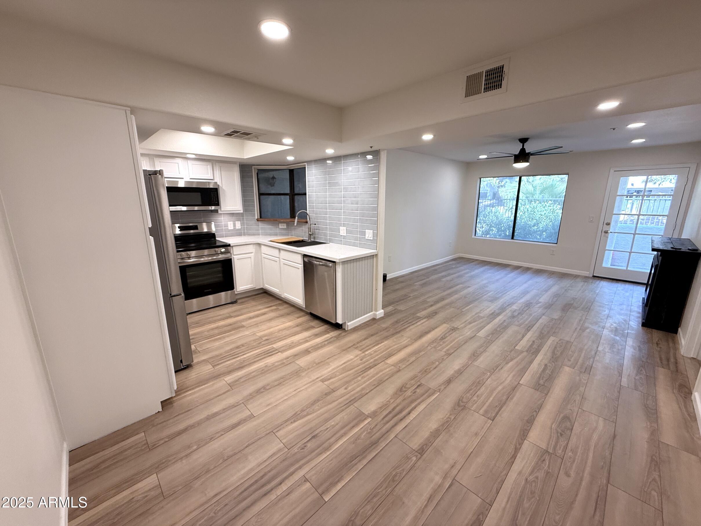 9990 N SCOTTSDALE Road 1018