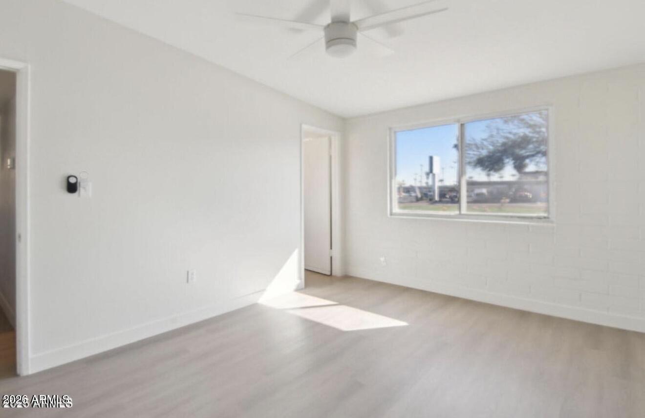 10732 W PEORIA Avenue