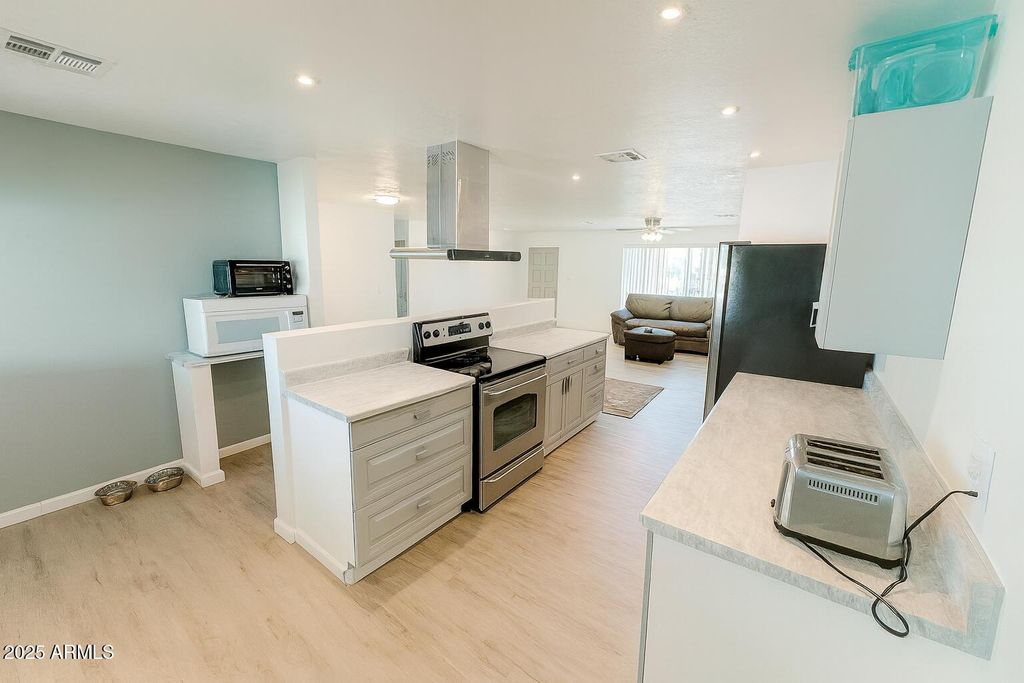 Photo of 610 E Estevan Avenue, Apache Junction, AZ 85119 (MLS # 6928451)