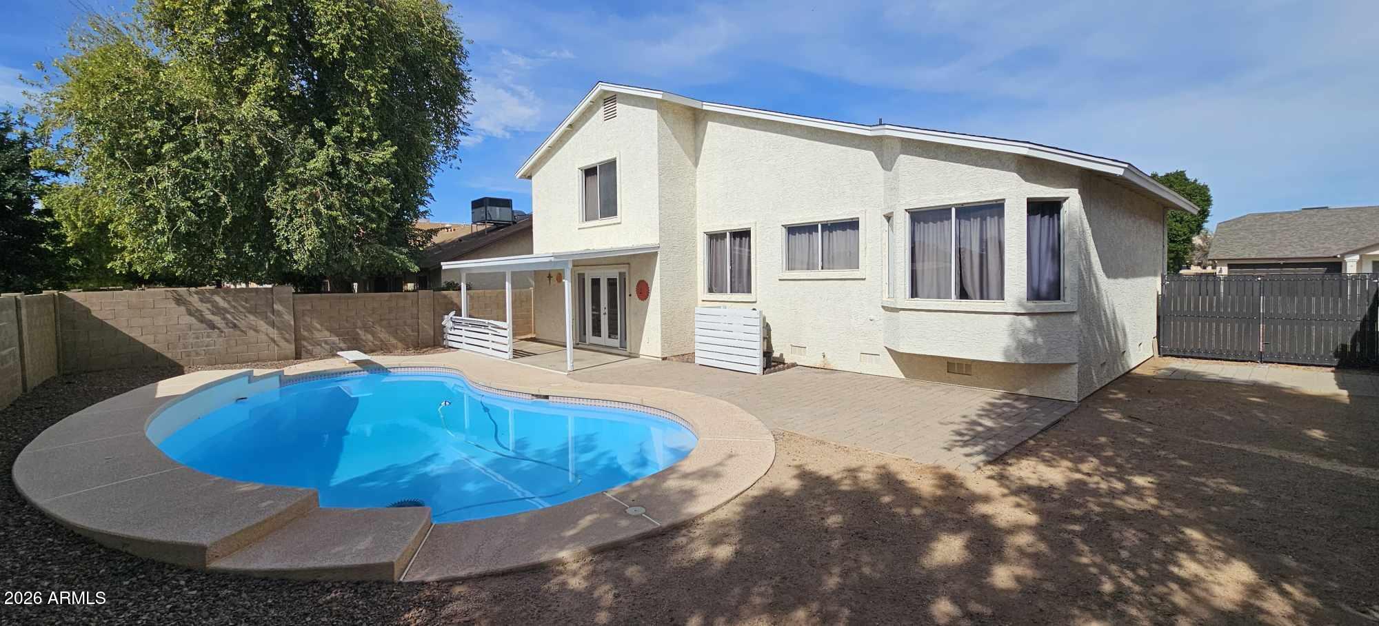 8541 W PERSHING Avenue