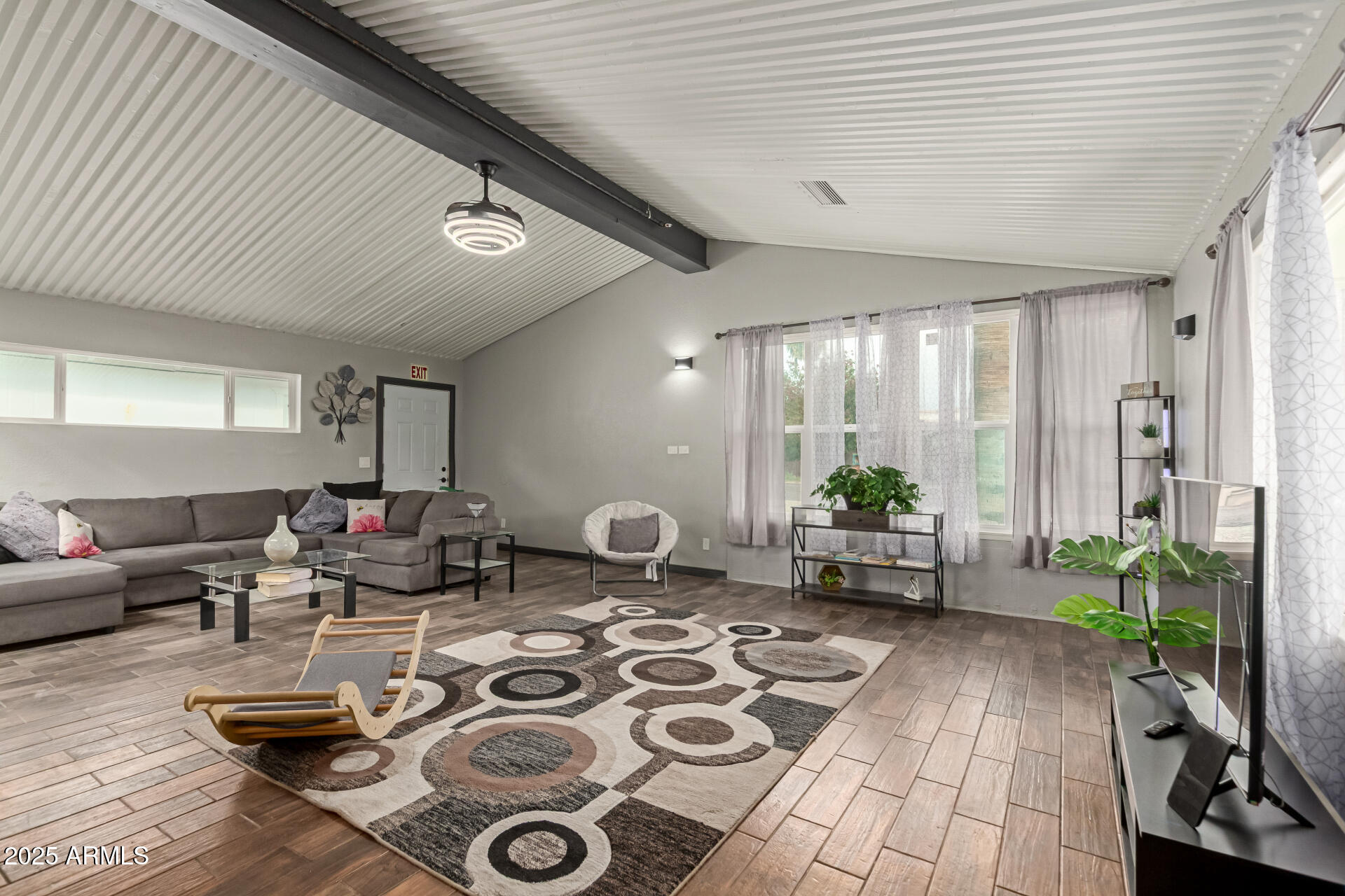 328 E BETHANY HOME Road