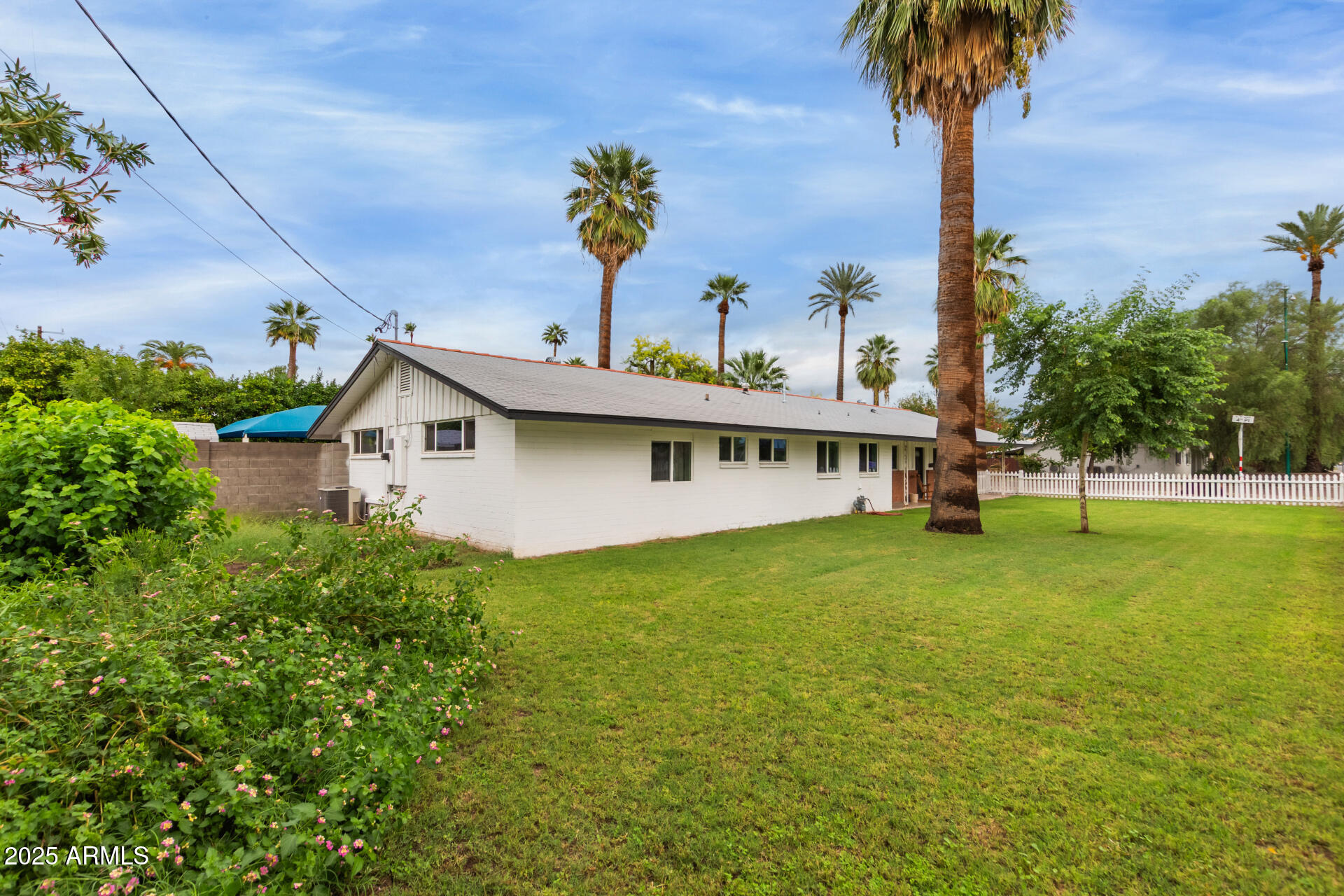 328 E BETHANY HOME Road