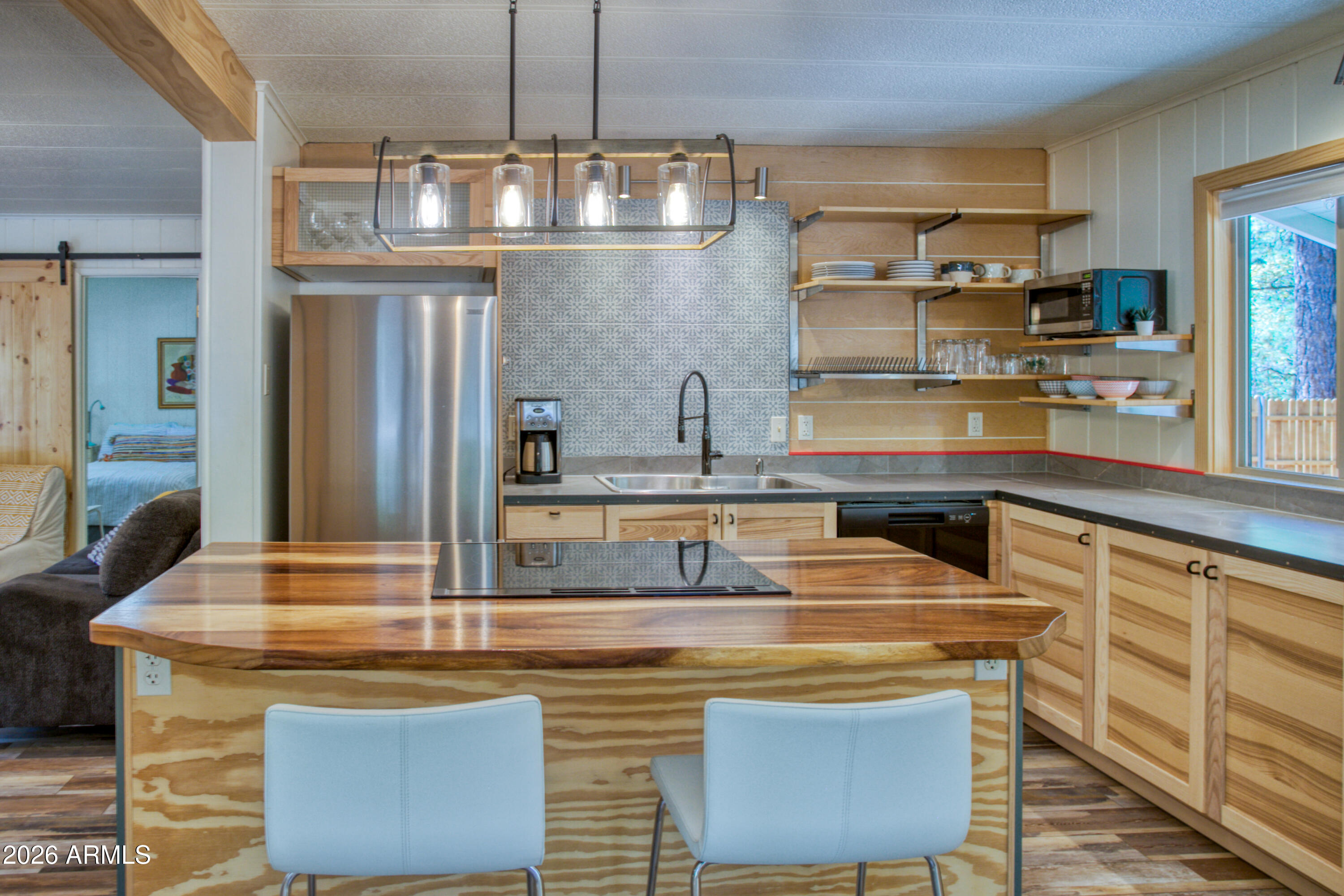 1785 E SIERRA PINE Loop