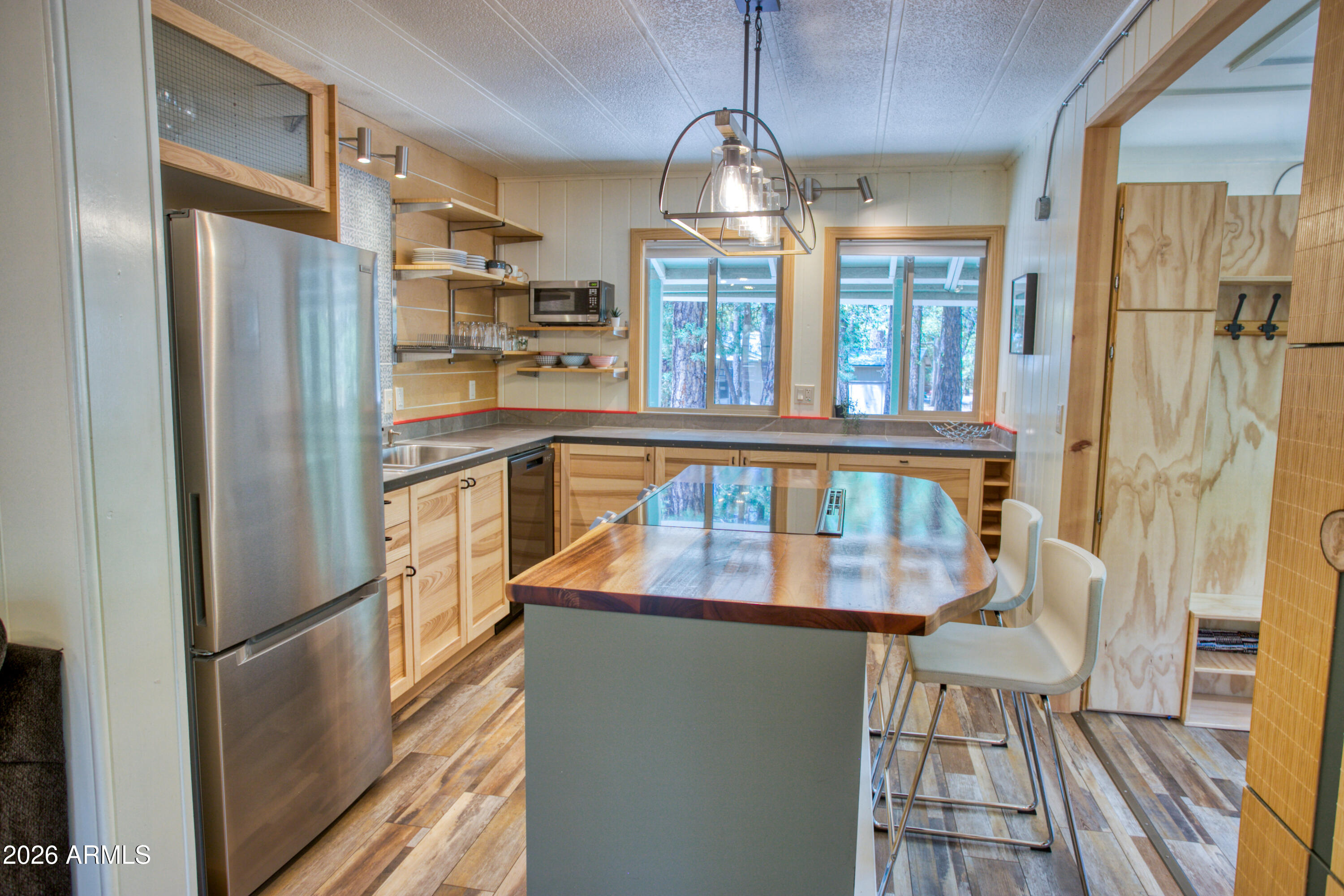 1785 E SIERRA PINE Loop