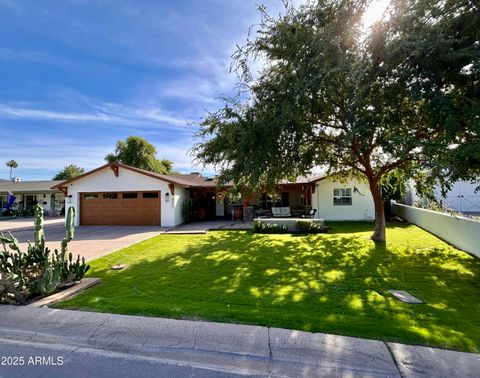 4037 E MINNEZONA Avenue Phoenix AZ 85018