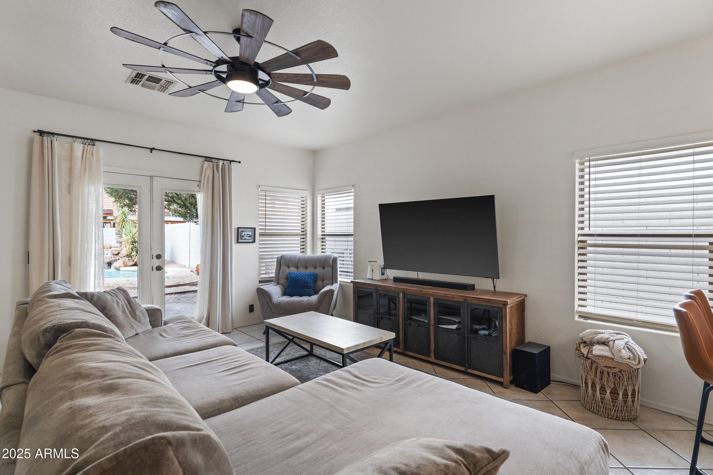 1140 S ROCKWELL Street