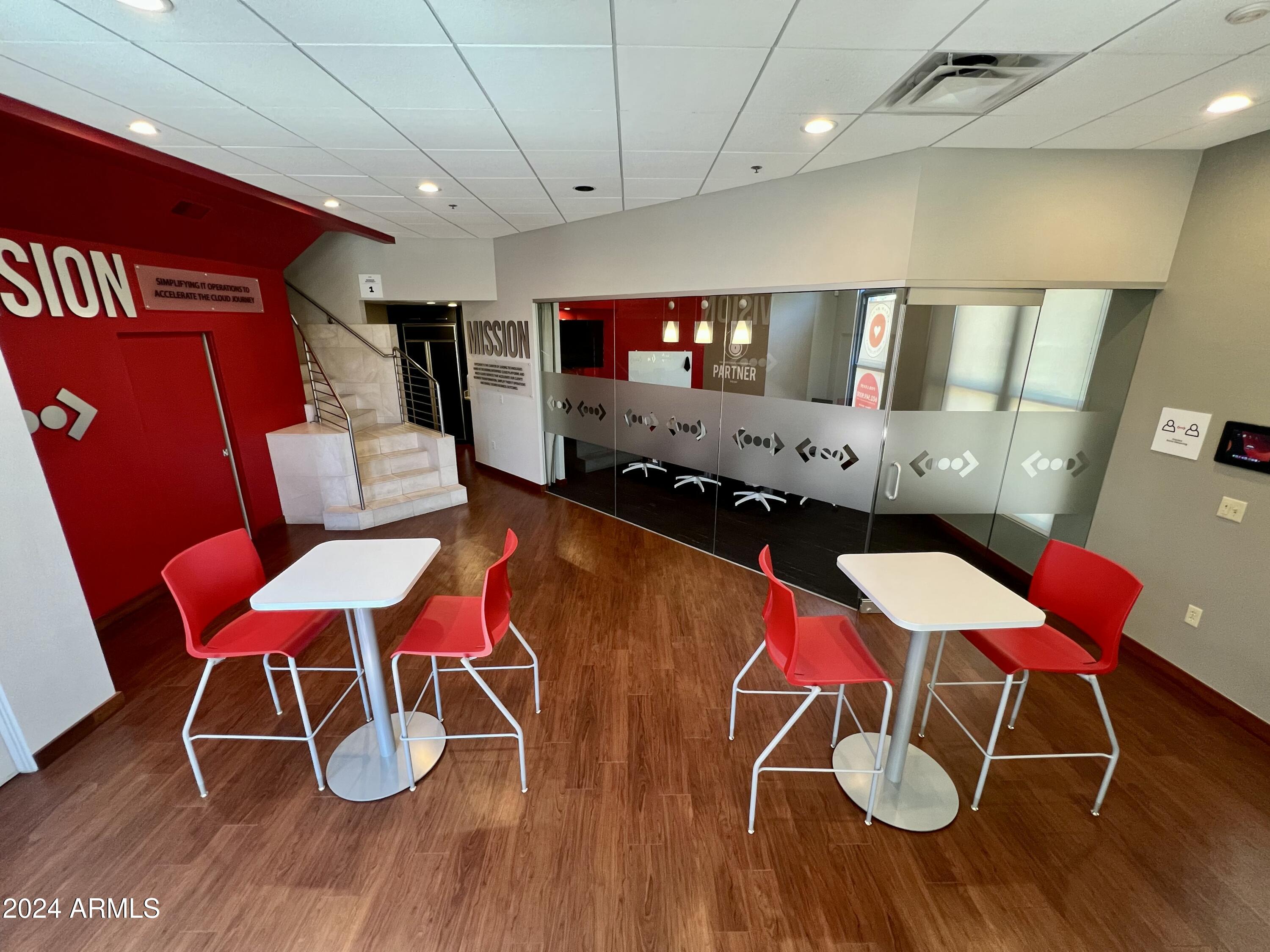 21 E 6th Street 110-112