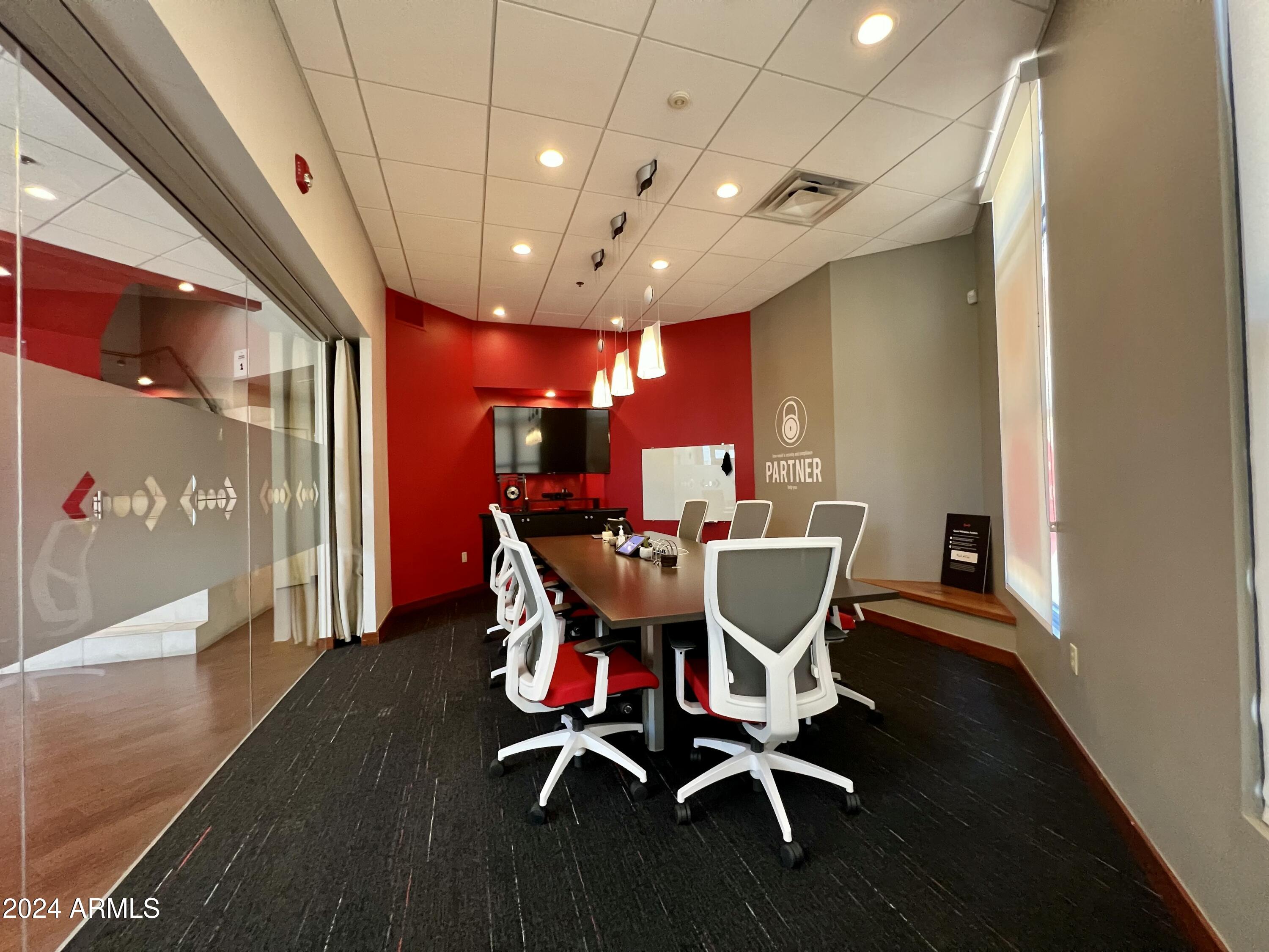 21 E 6th Street 110-112