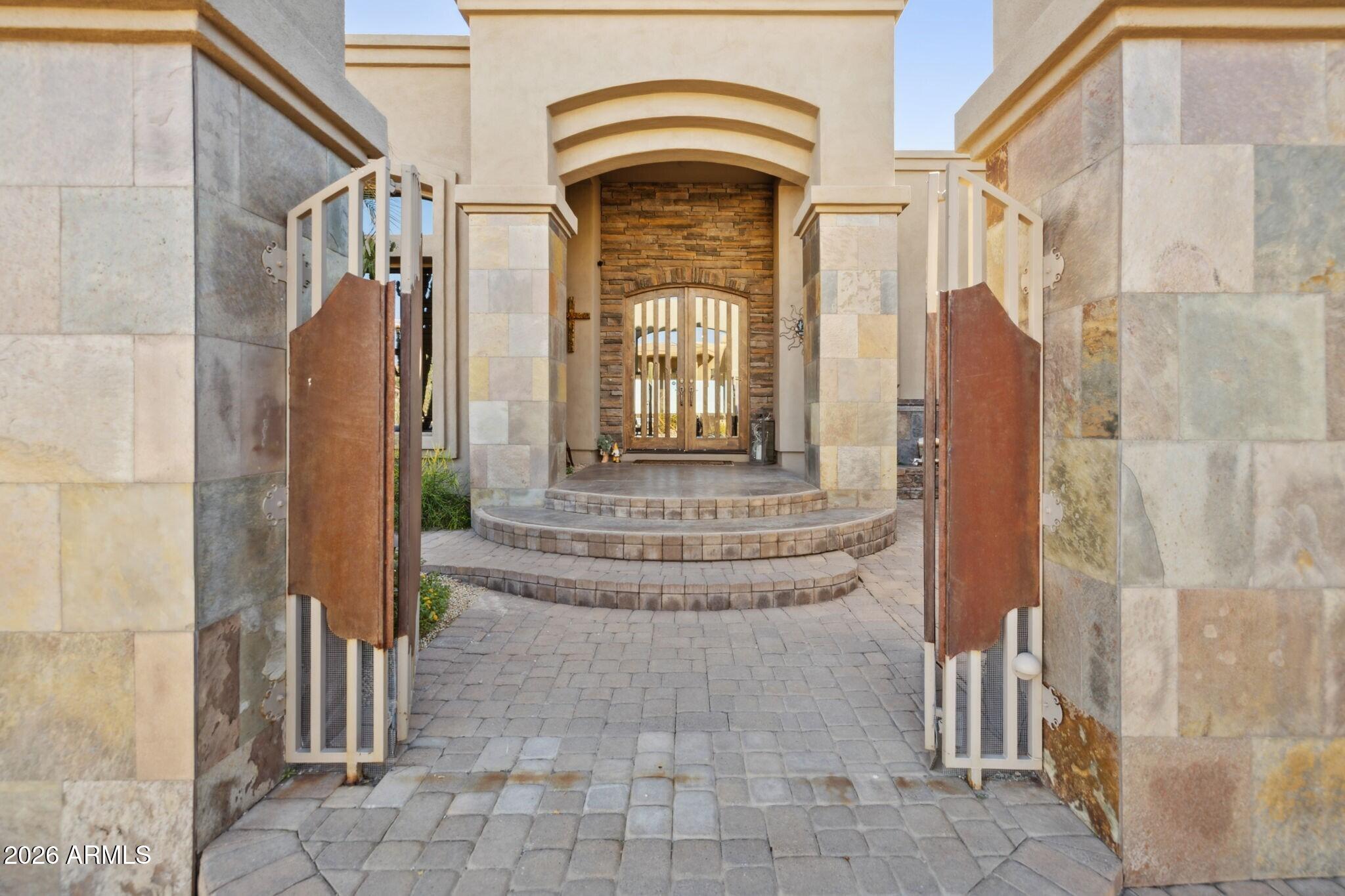 15105 E CAMELVIEW Drive