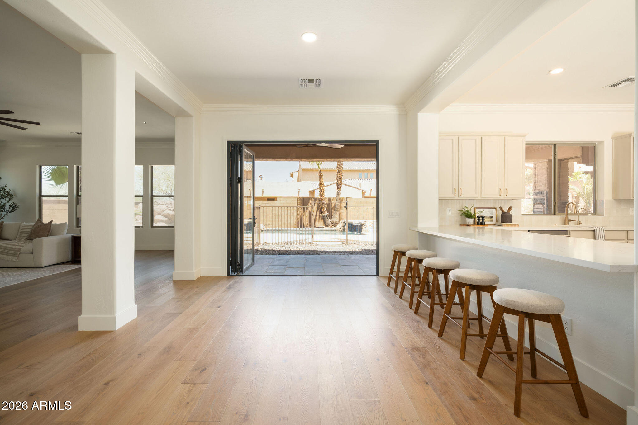 2514 W VIA SAVELLI --