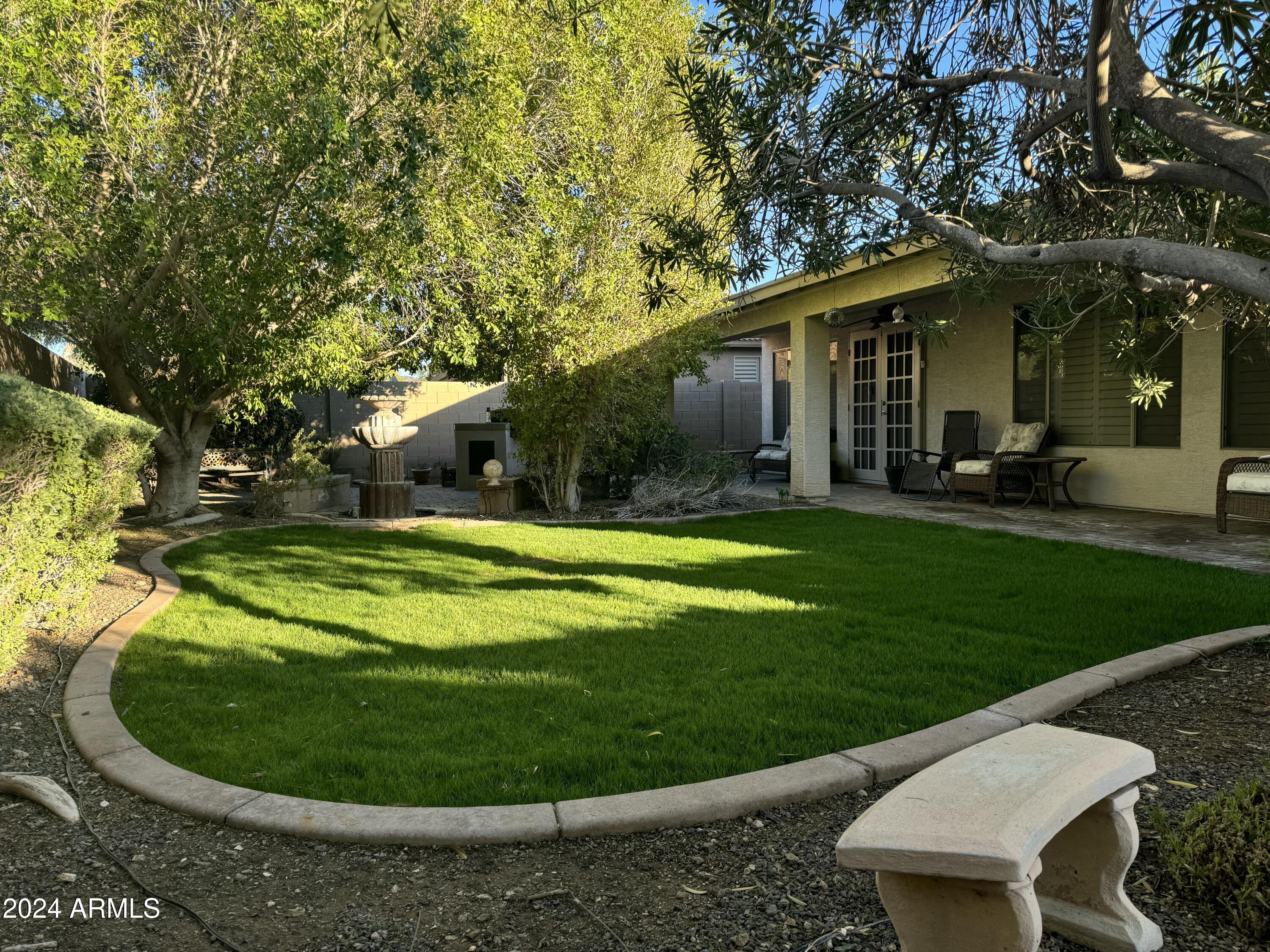 6216 W HEDGEHOG Place