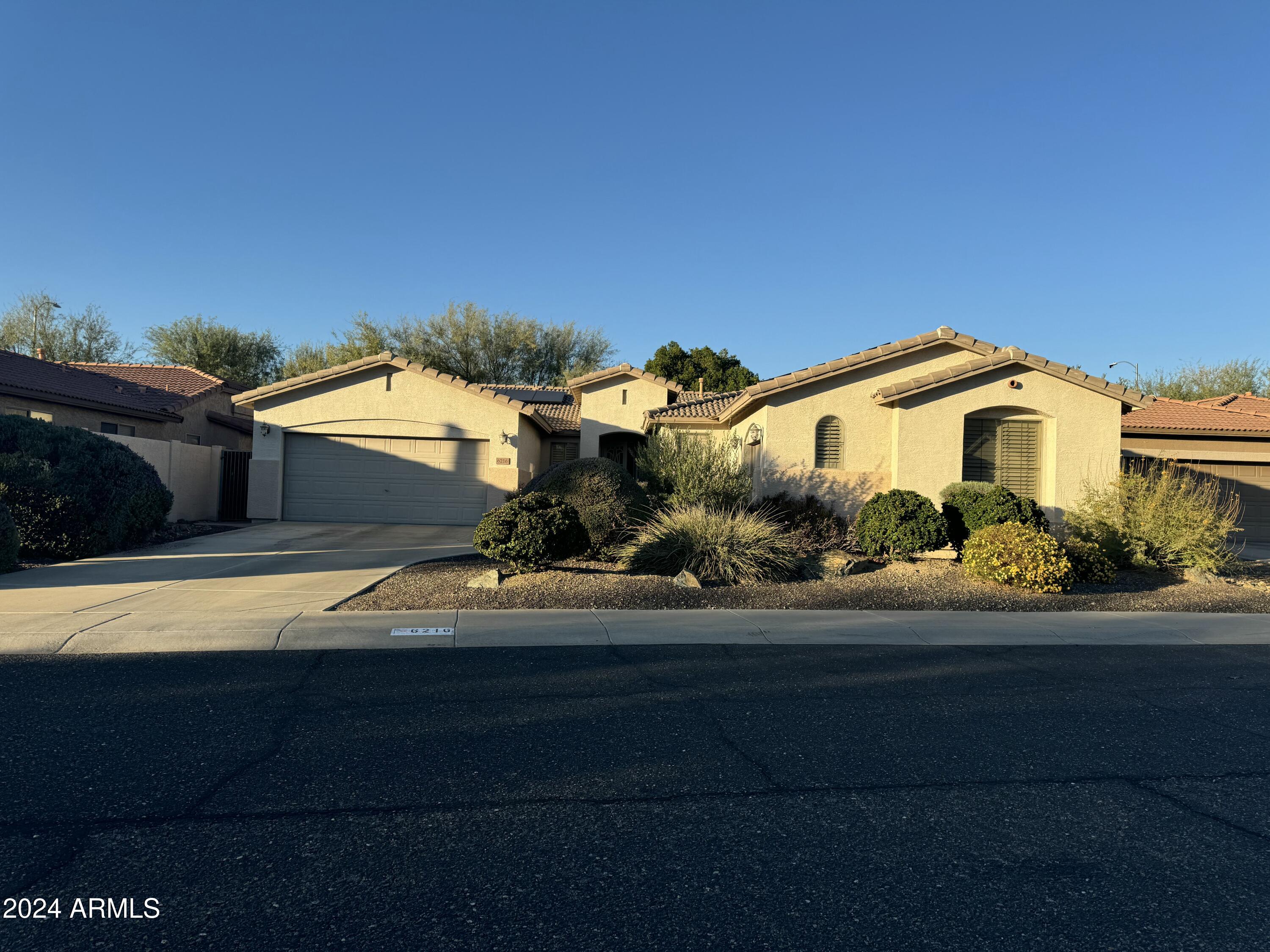 6216 W HEDGEHOG Place