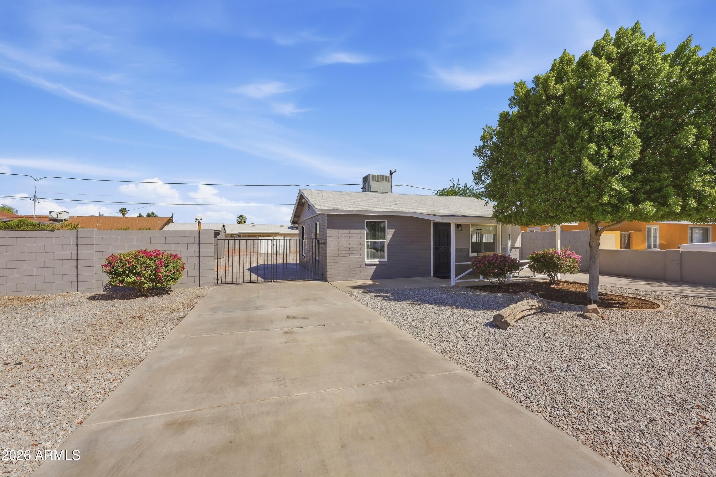 5002 W CITRUS Way