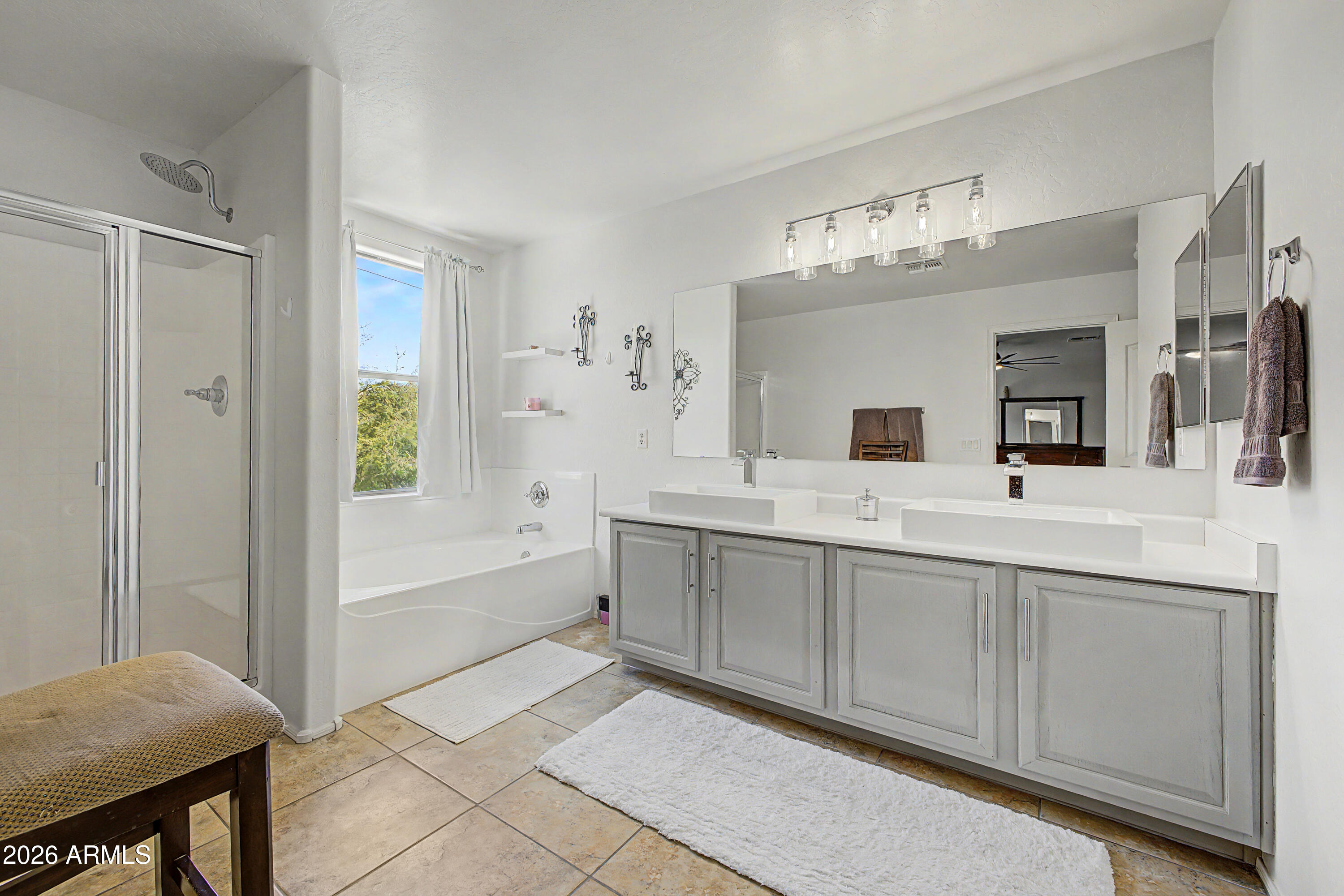 EAGLE BLUFF 2 - Residential