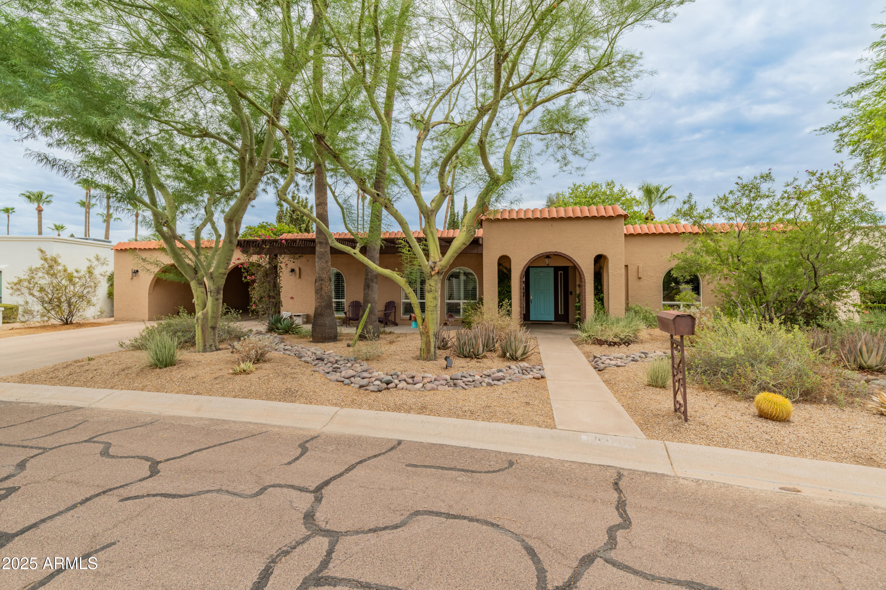 11051 N 45TH Place