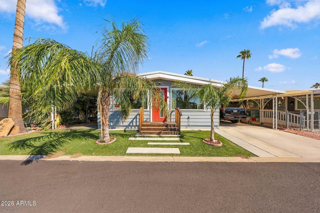 Photo of 2605 S Tomahawk Road #126, Apache Junction, AZ 85119 (MLS # 7093679)