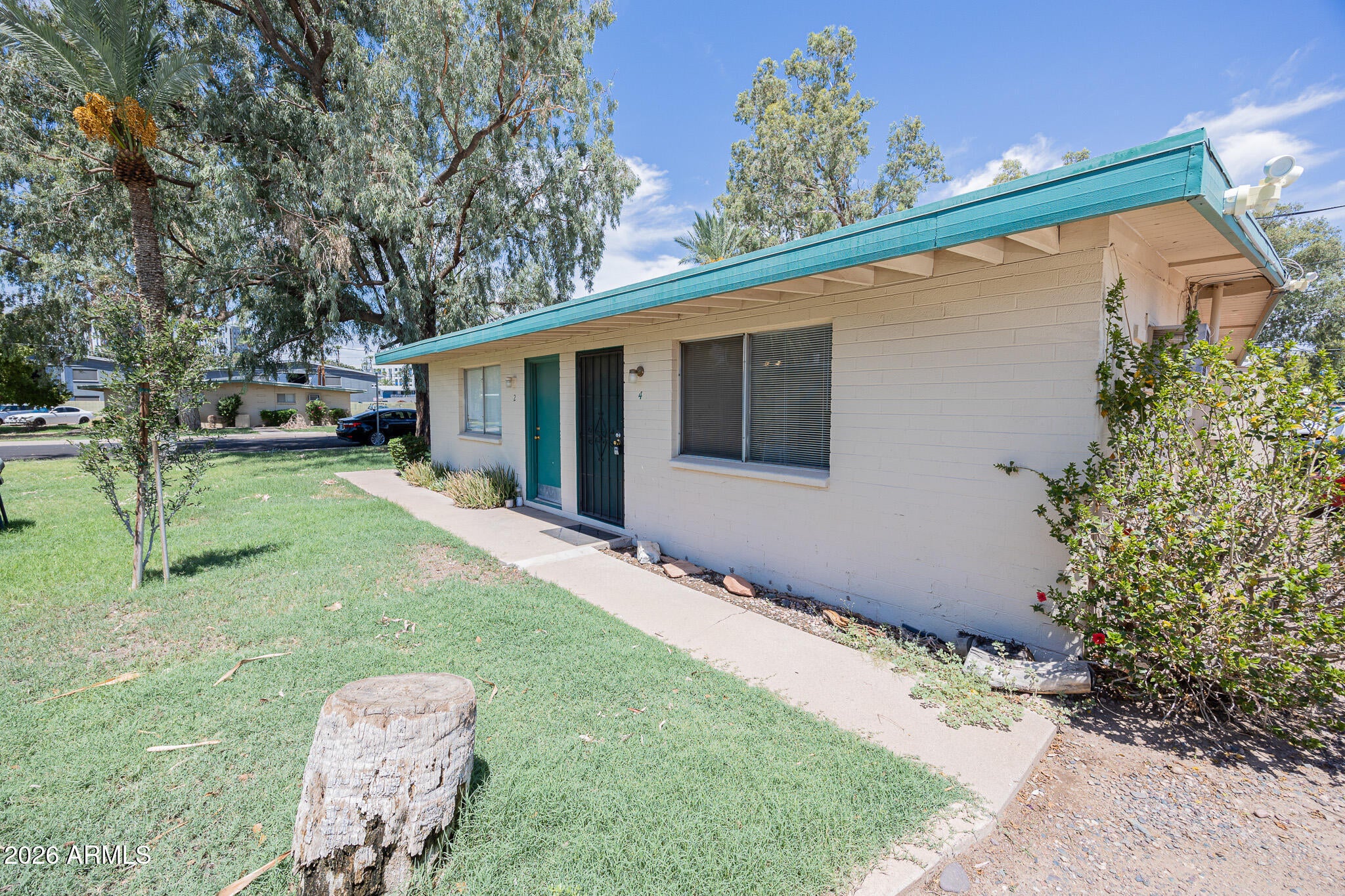 1017 S MARIANA Street APT 4